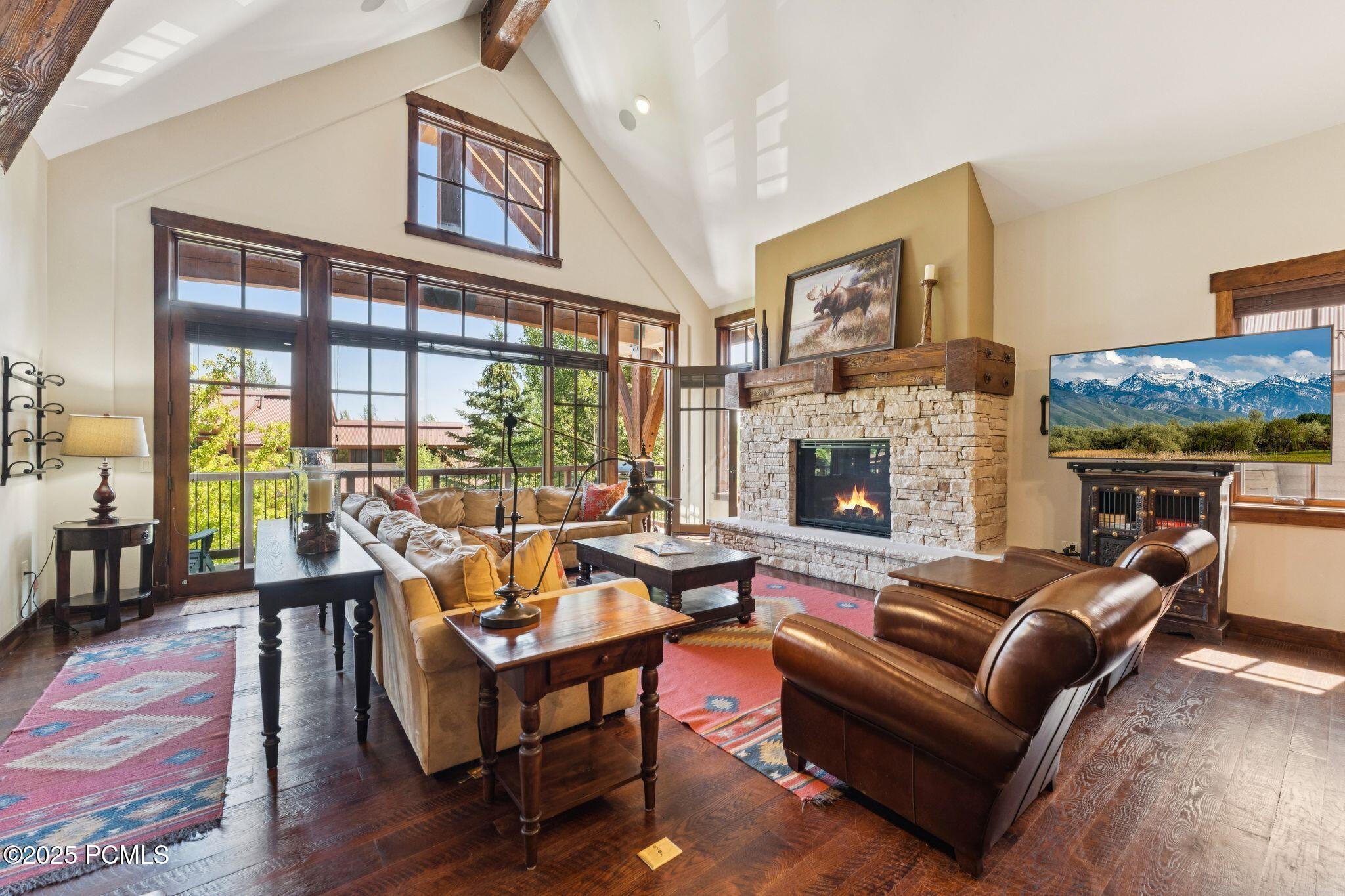 18 Silver Star Court, C-10
