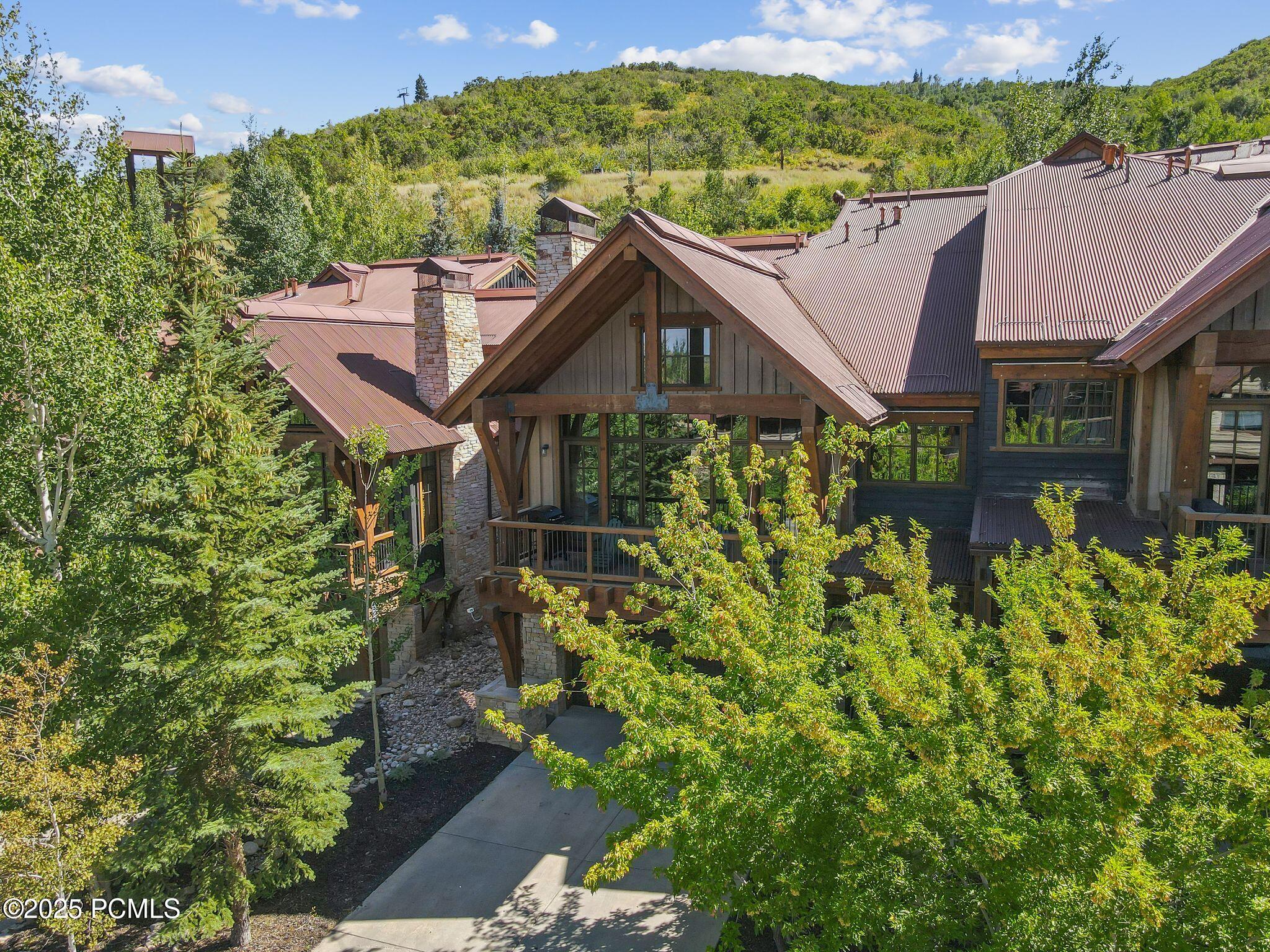 18 Silver Star Court, C-10