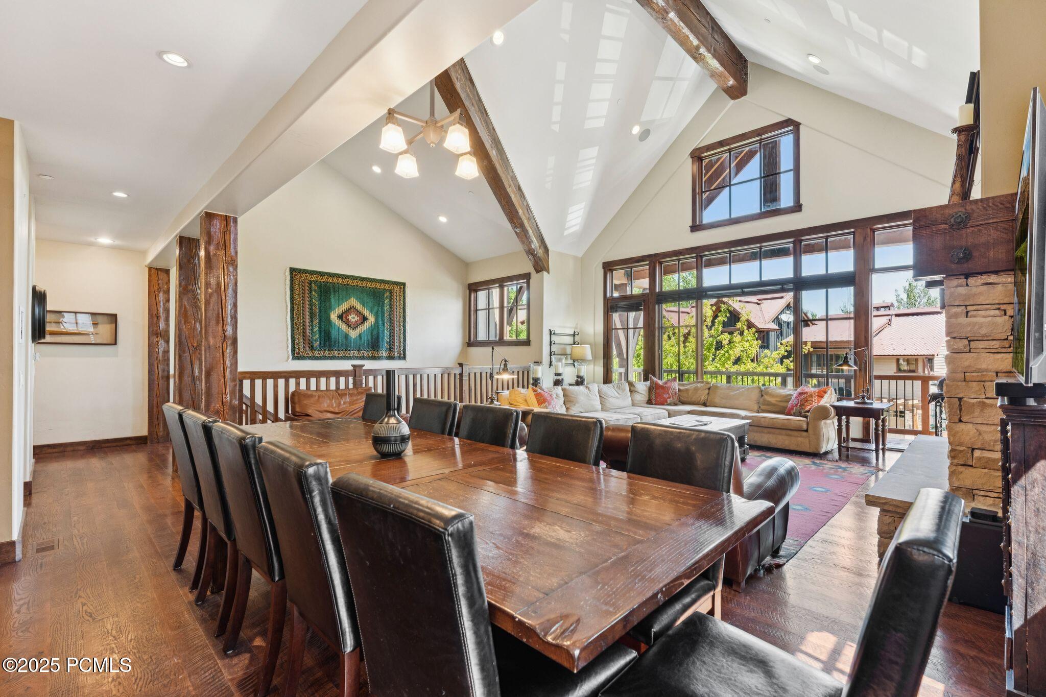 18 Silver Star Court, C-10