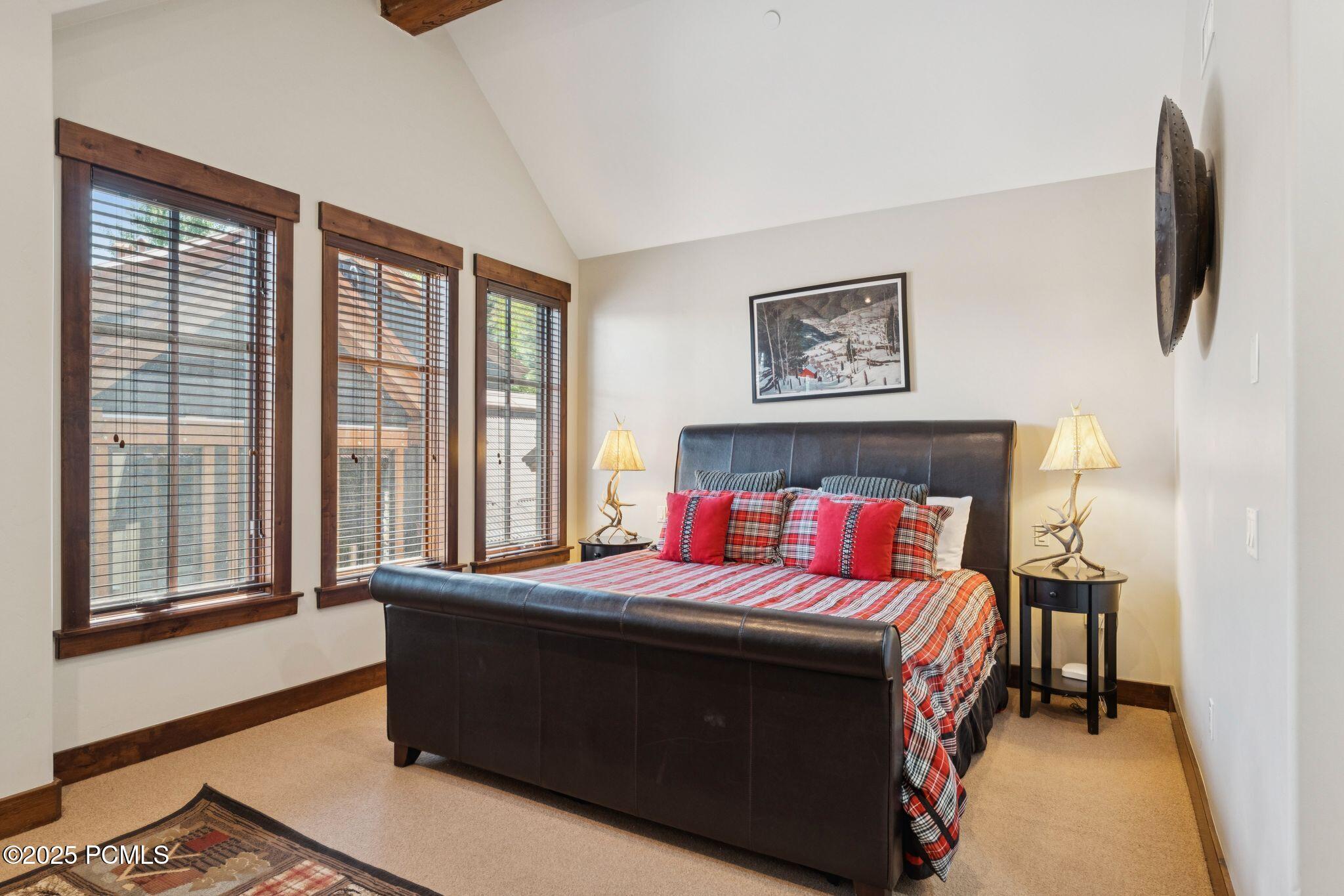 18 Silver Star Court, C-10