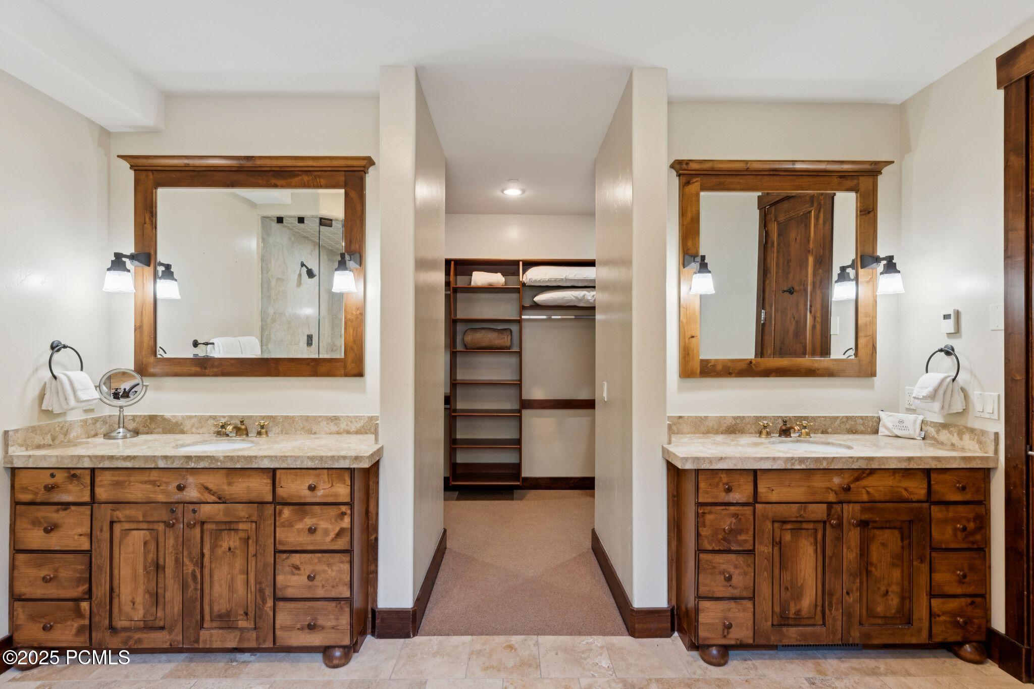 18 Silver Star Court, C-10