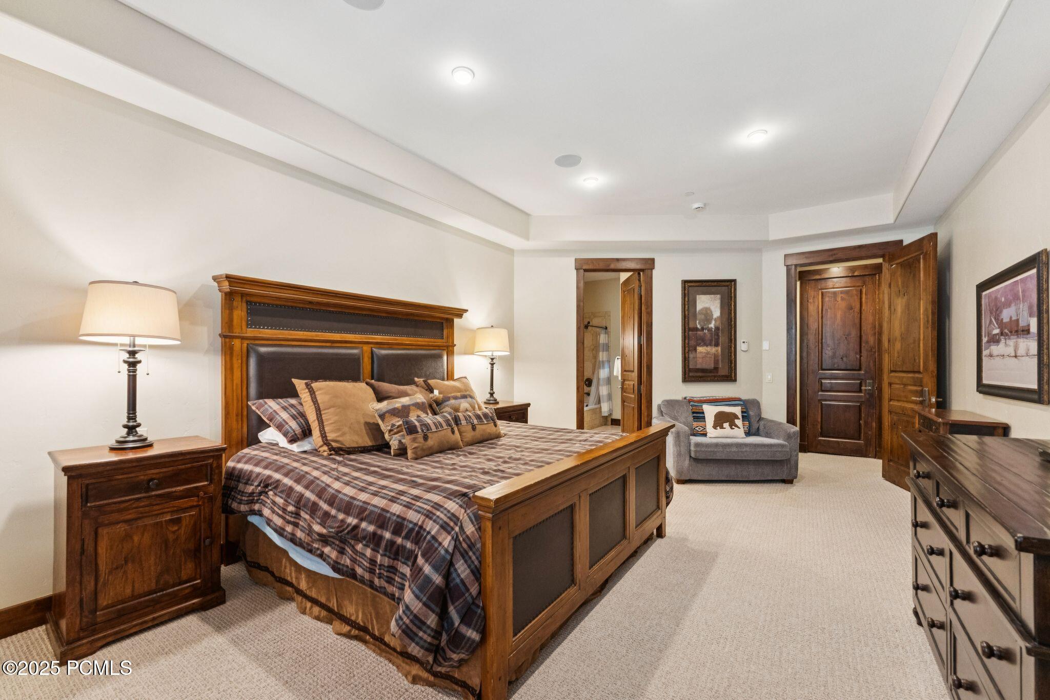 18 Silver Star Court, C-10