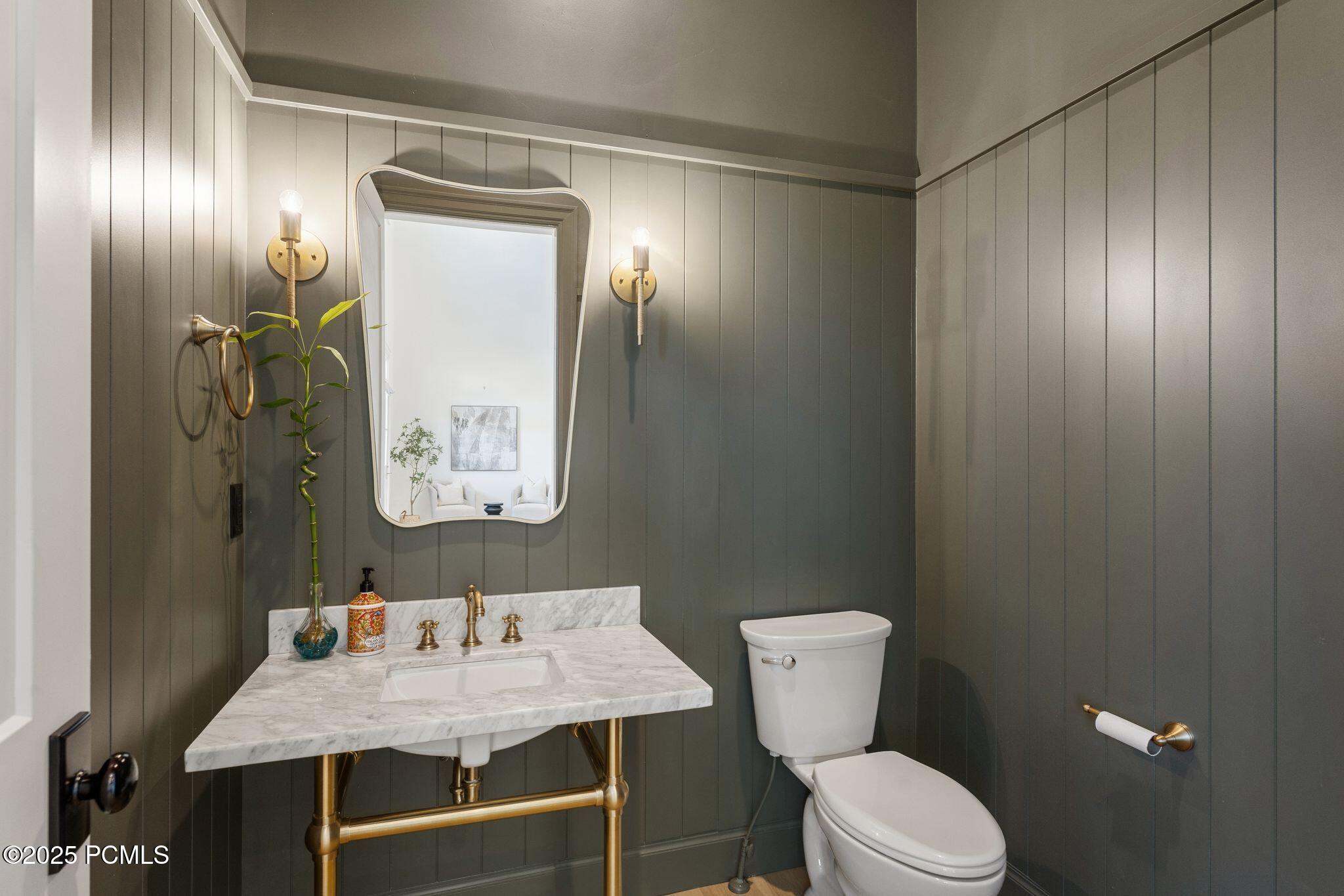 520 Pine Canyon Road