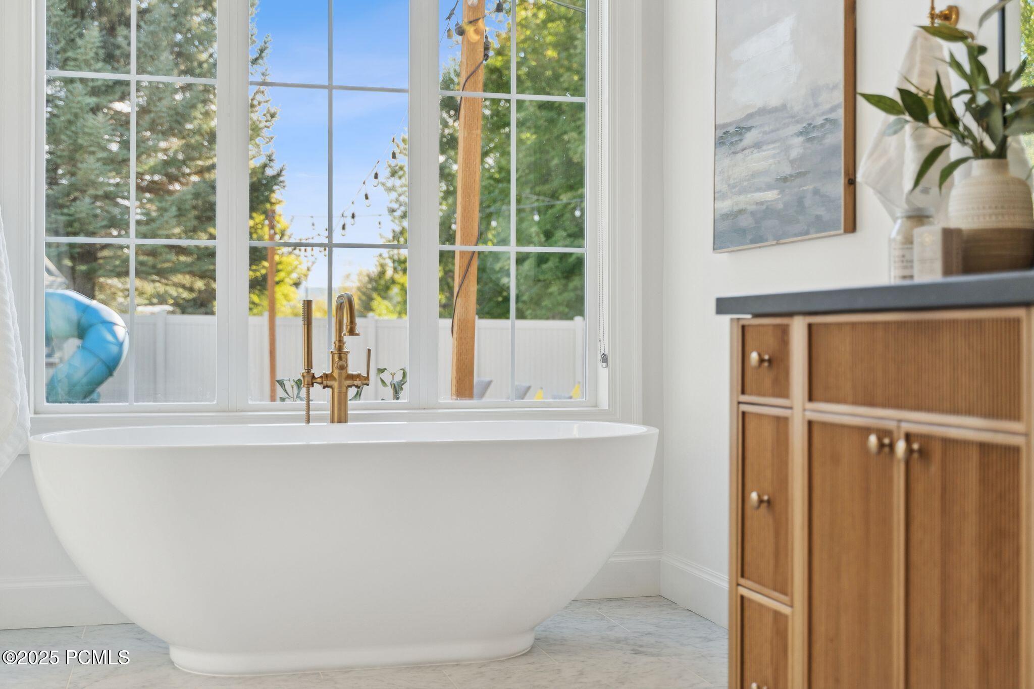 520 Pine Canyon Road