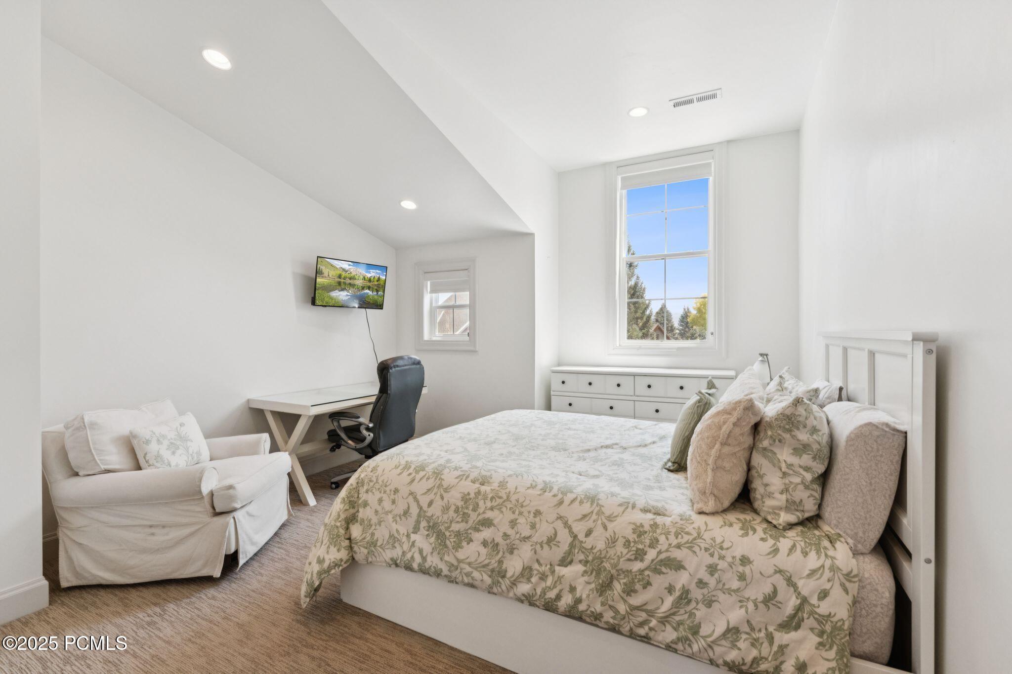 520 Pine Canyon Road