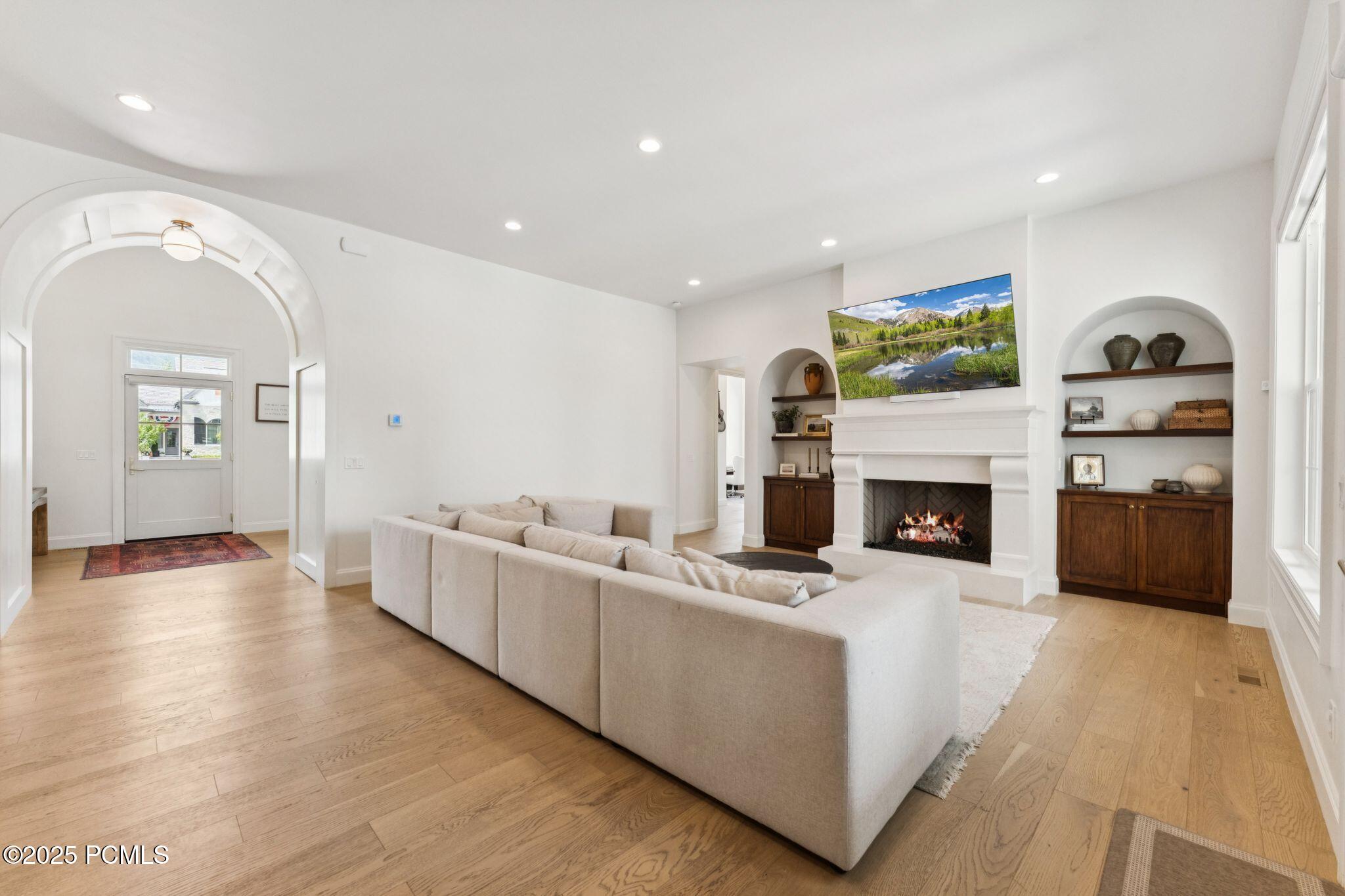 520 Pine Canyon Road