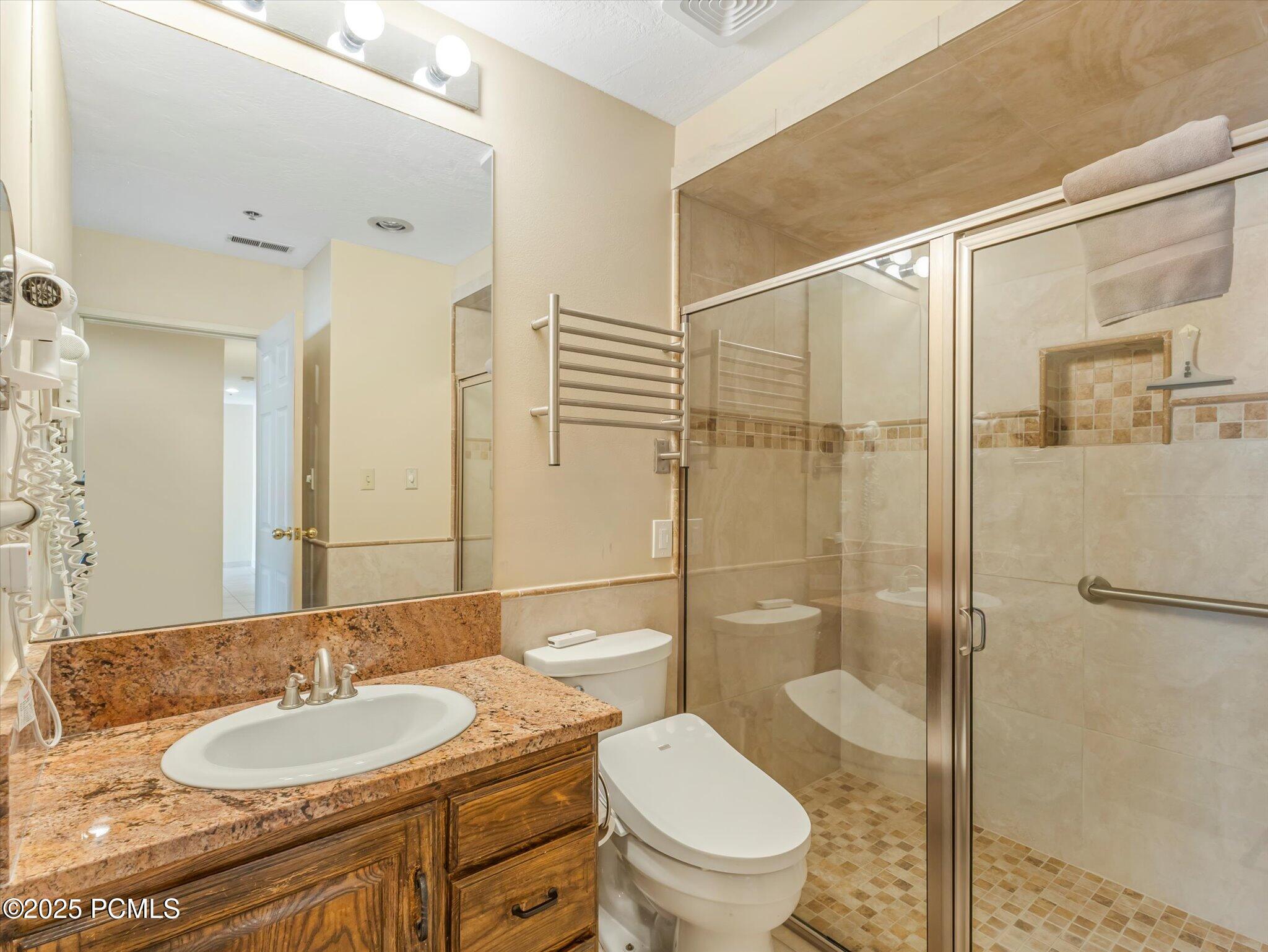 1574 N Deer Valley Drive N Drive