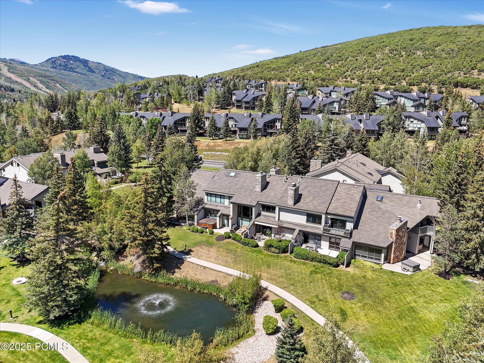 1574 N Deer Valley Drive N Drive