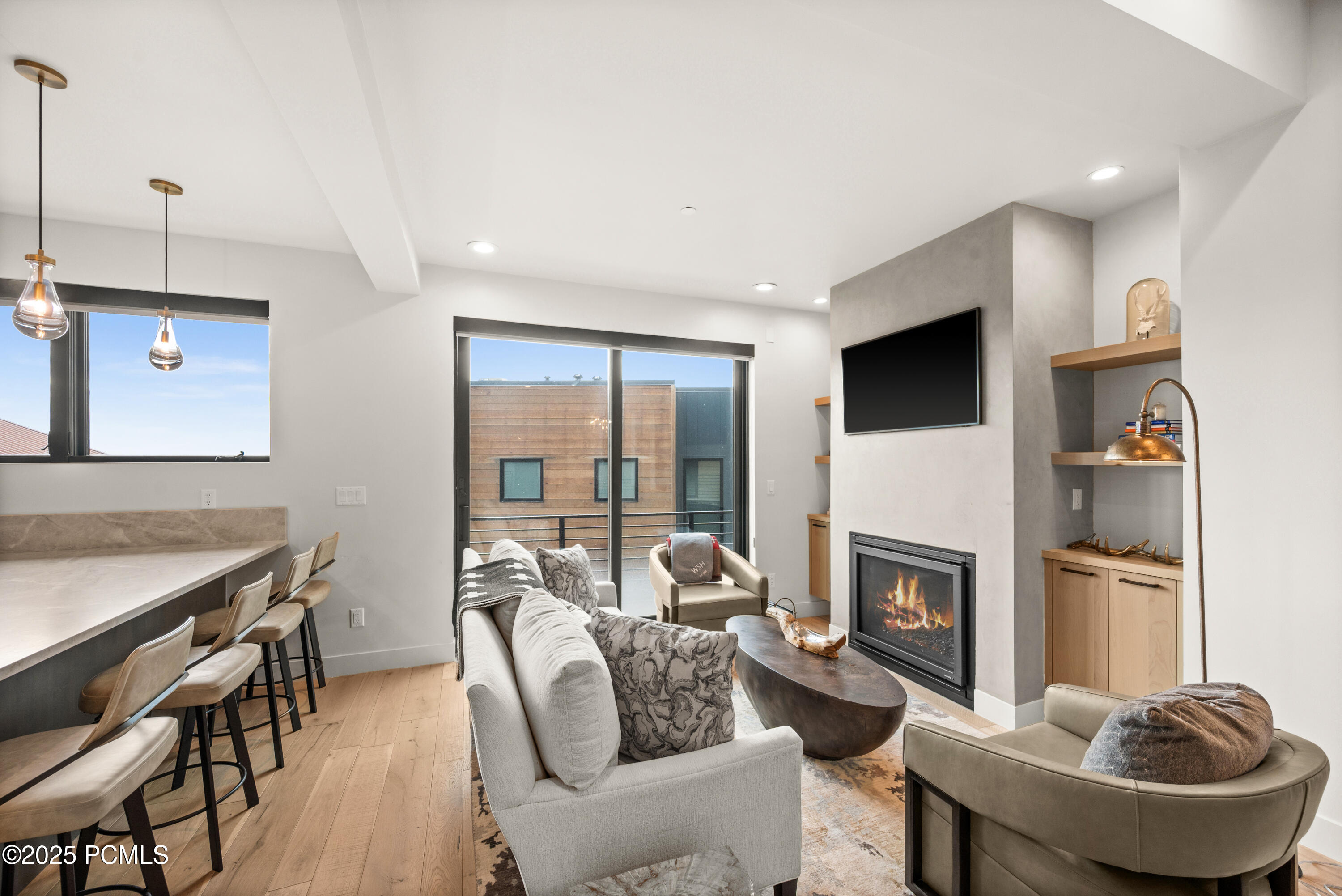 1252 Rothwell Road