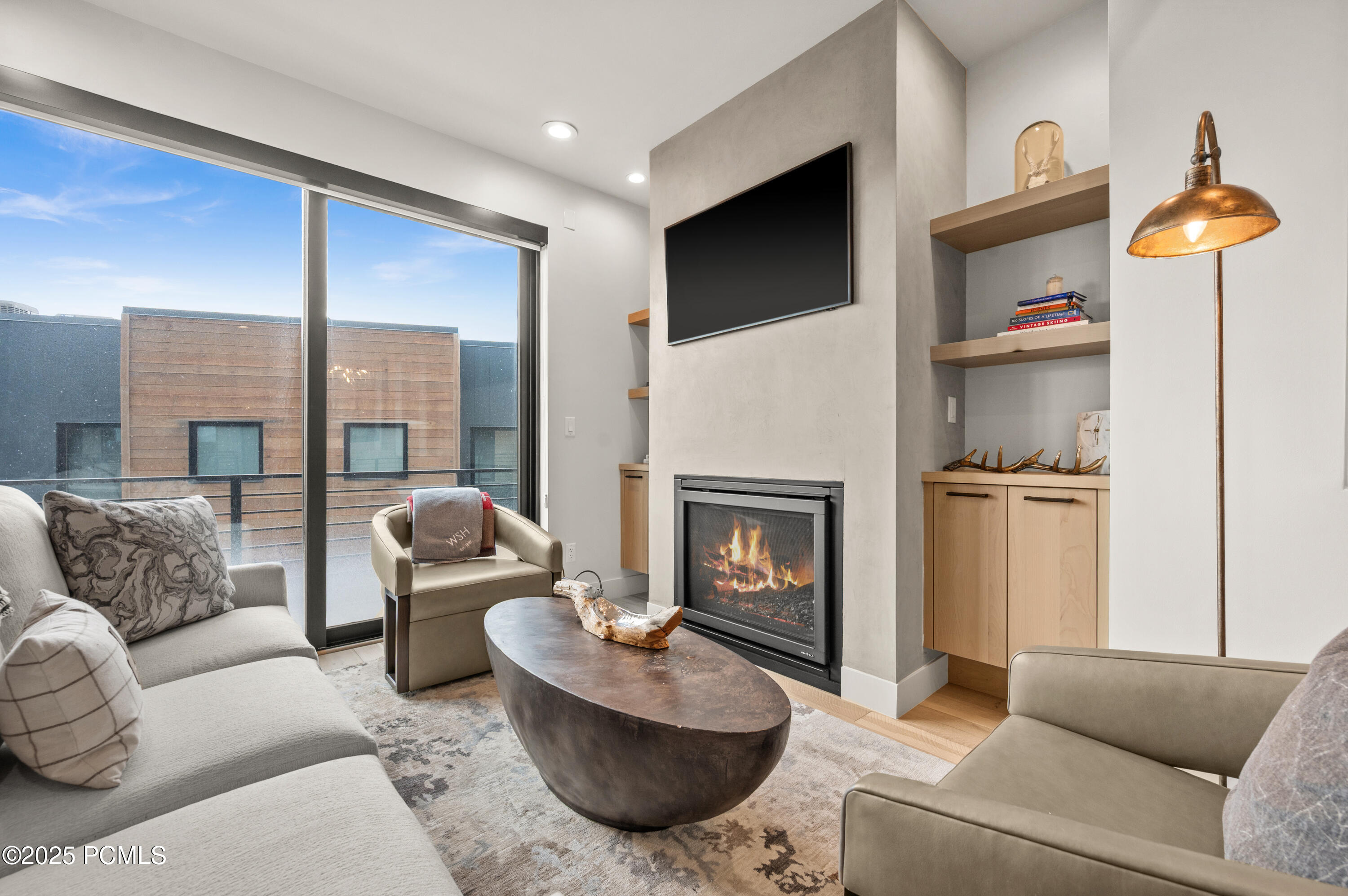 1252 Rothwell Road