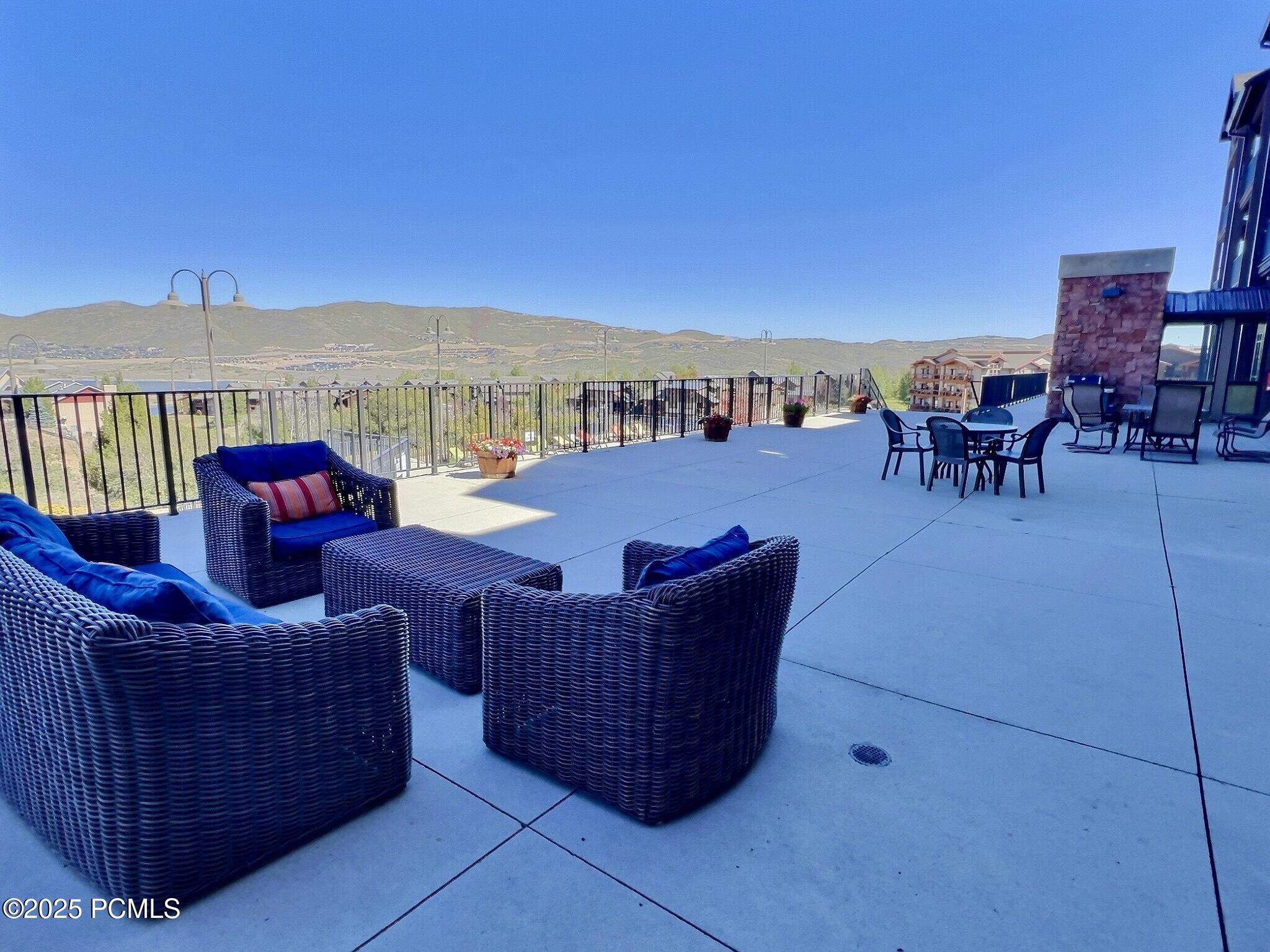 1364 W Stillwater Drive, 2053