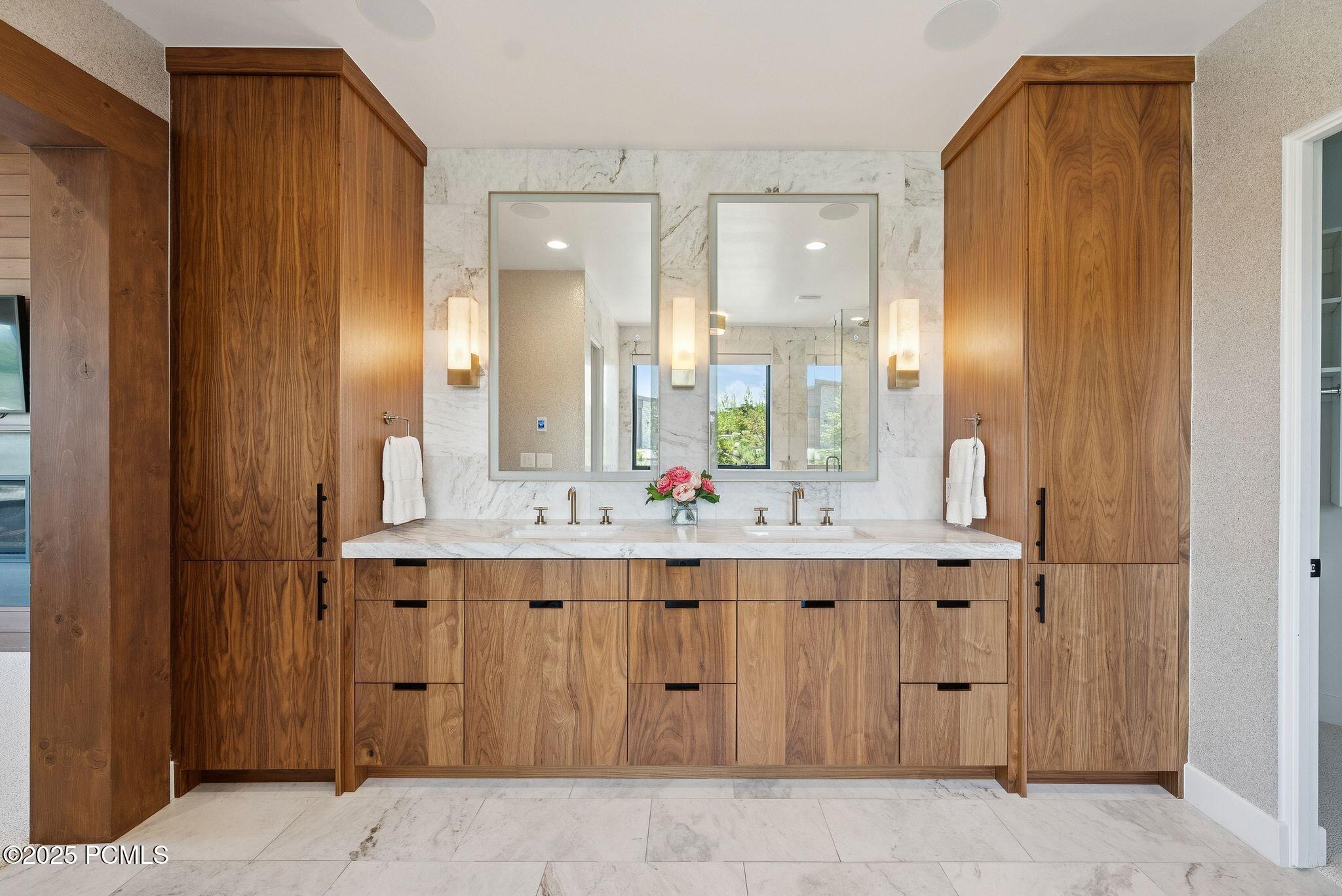 6731 W Golden Bear Loop