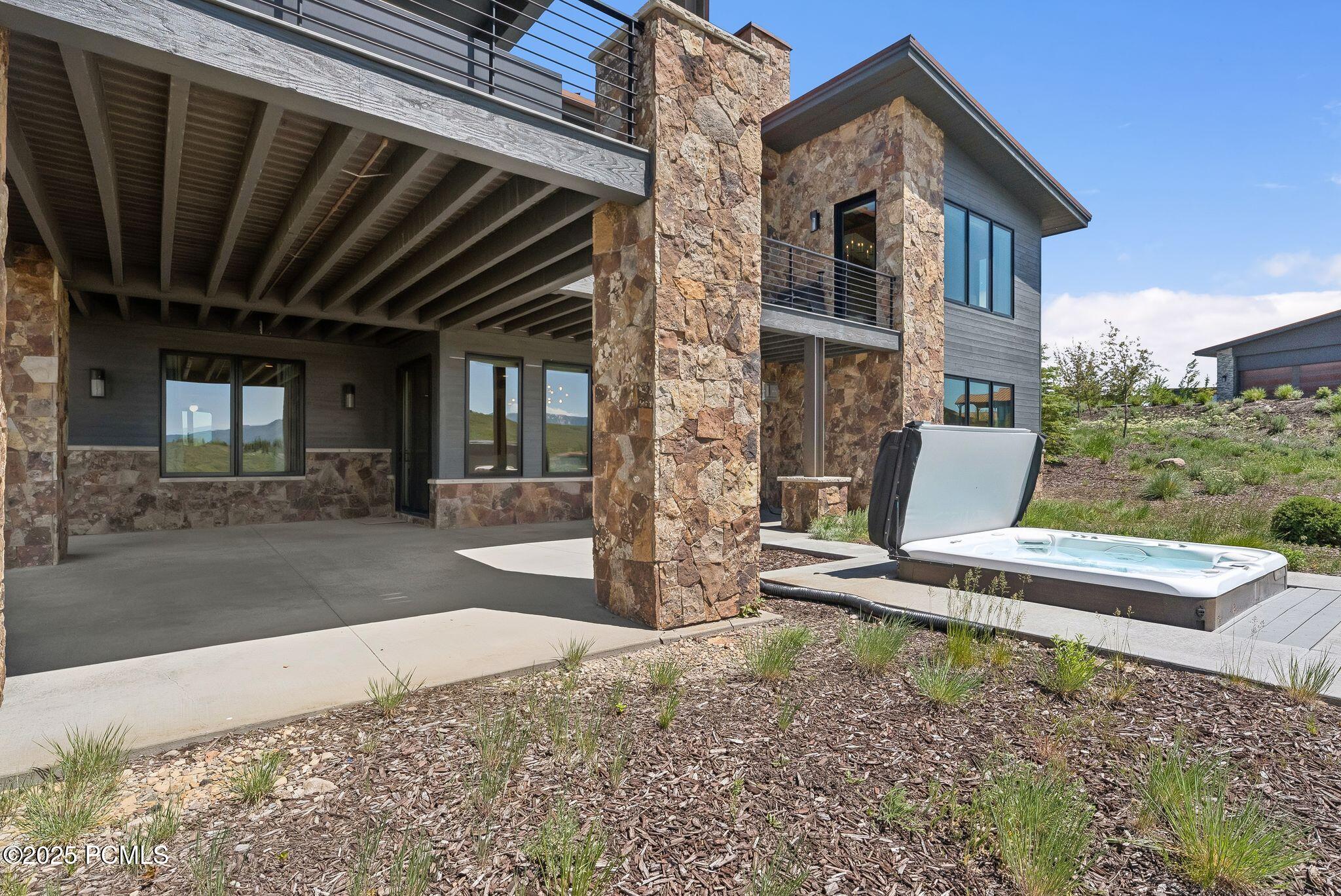 6731 W Golden Bear Loop