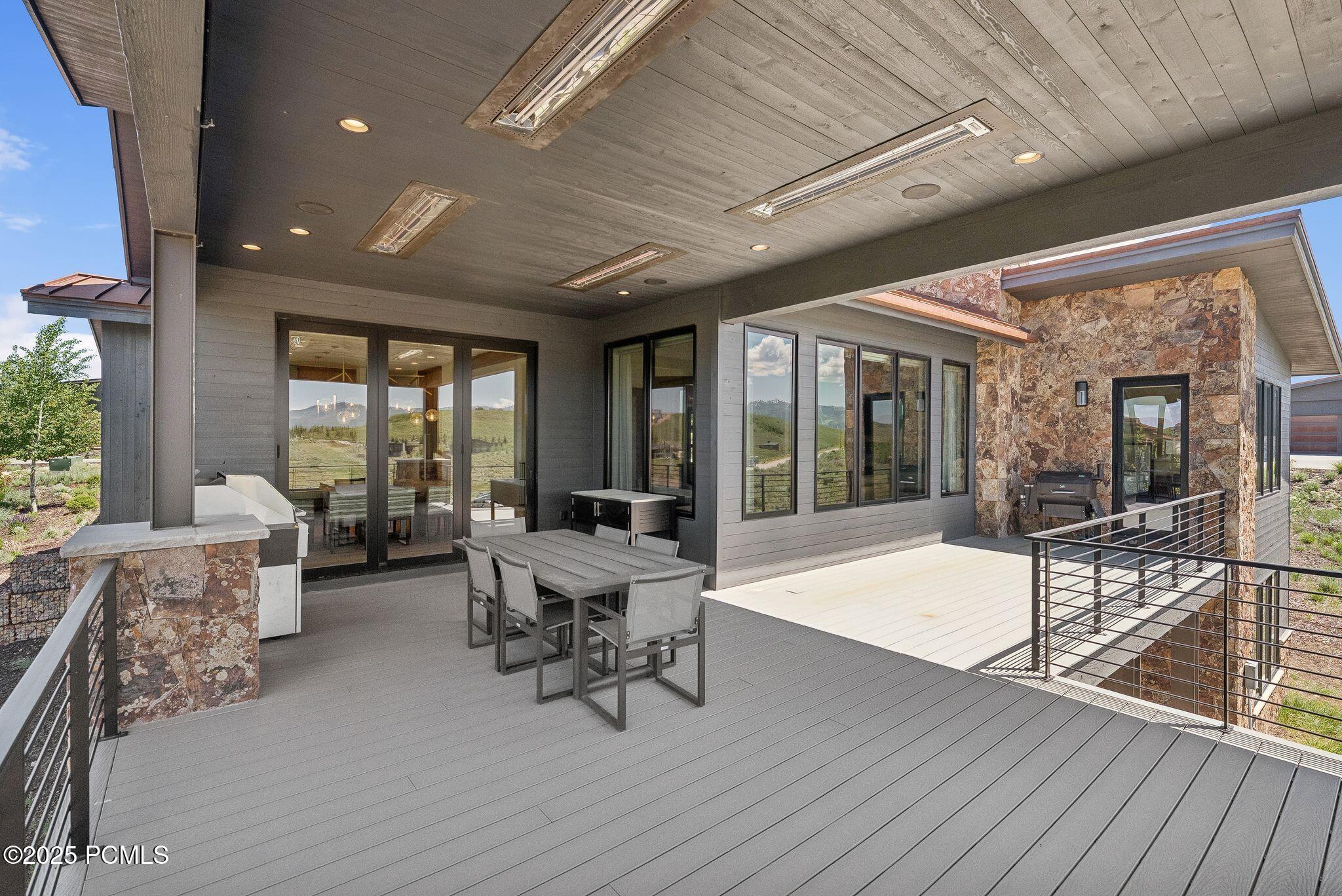 6731 W Golden Bear Loop