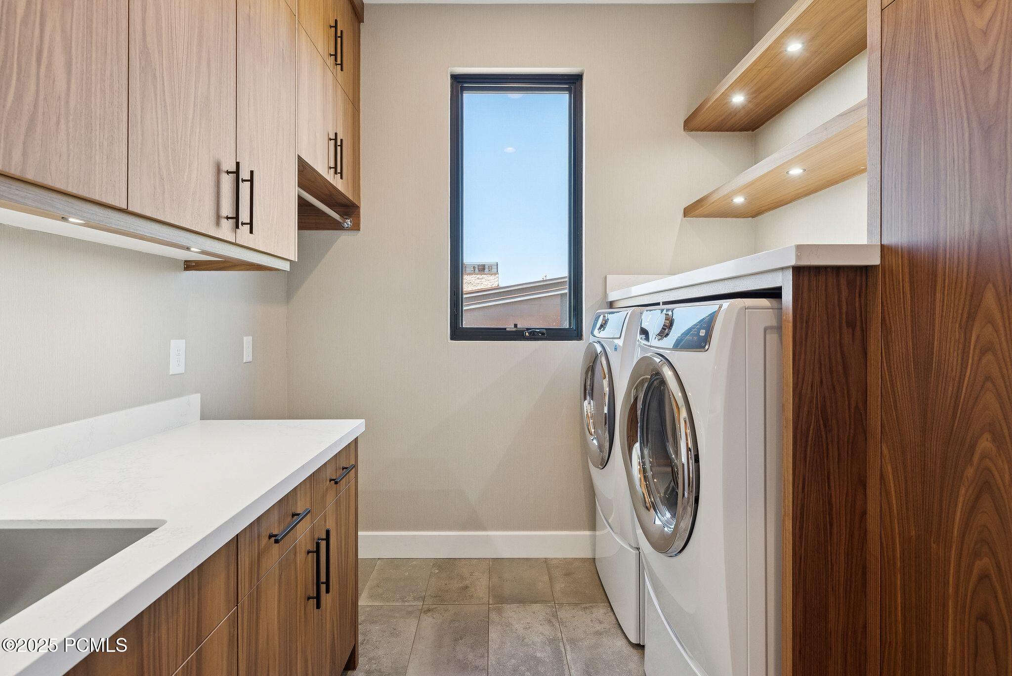 6731 W Golden Bear Loop