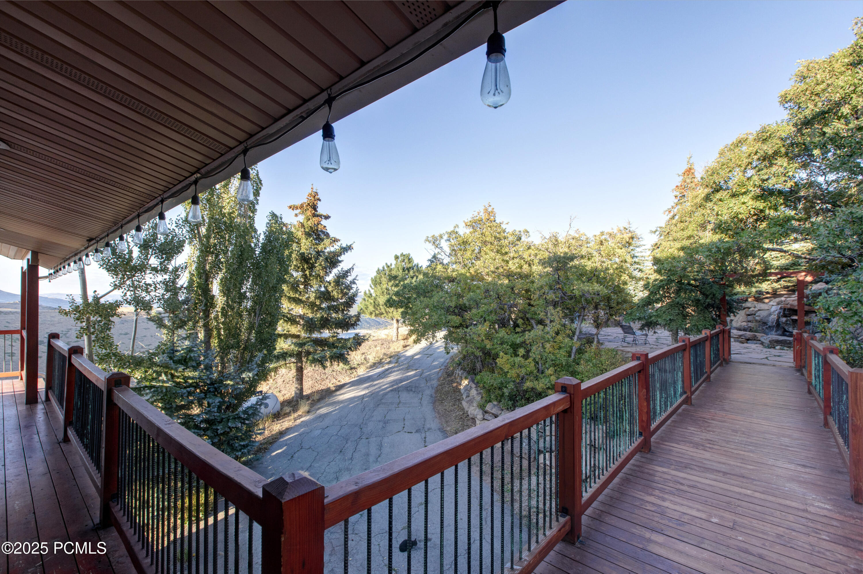 4186 S Oakview Drive