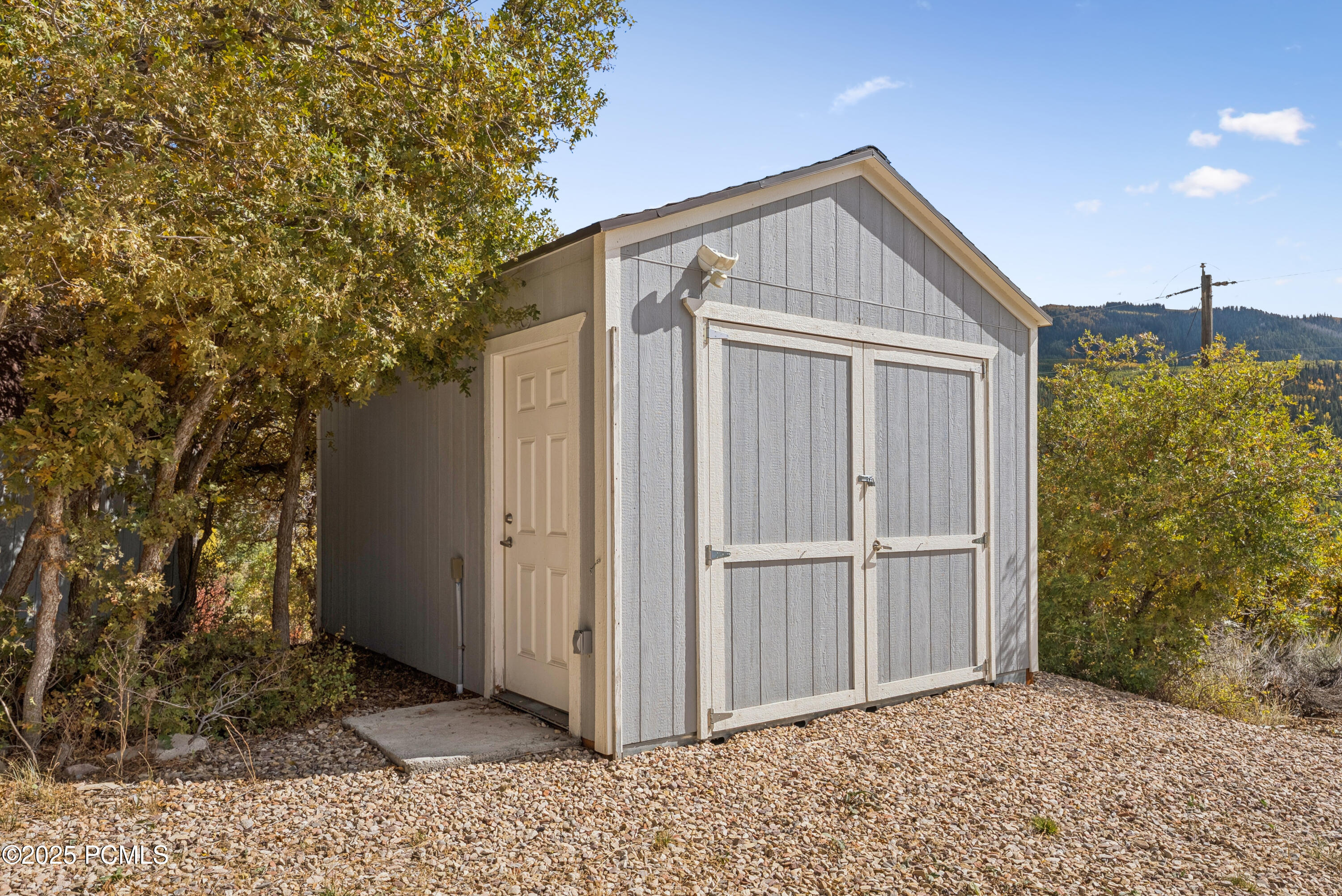 6025 Hoback