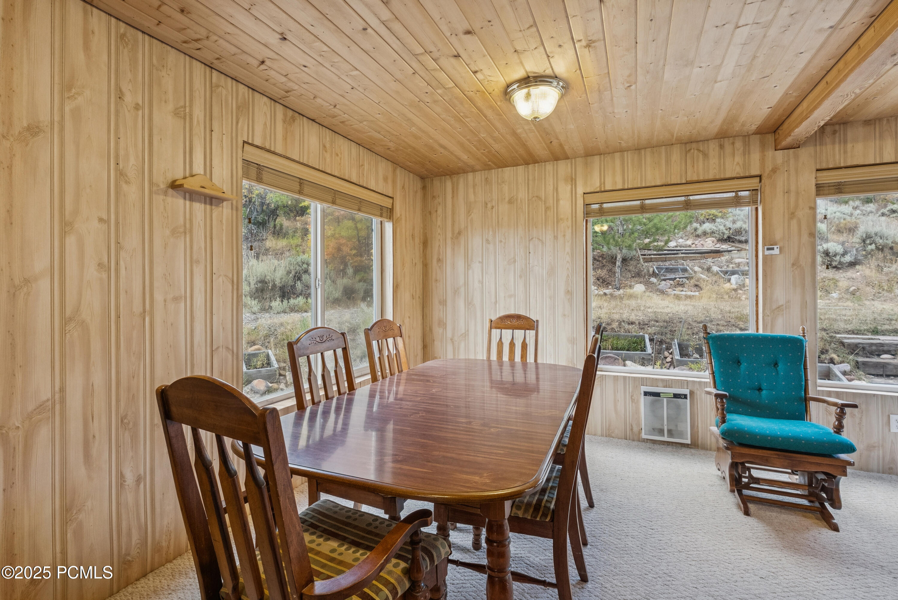 6025 Hoback