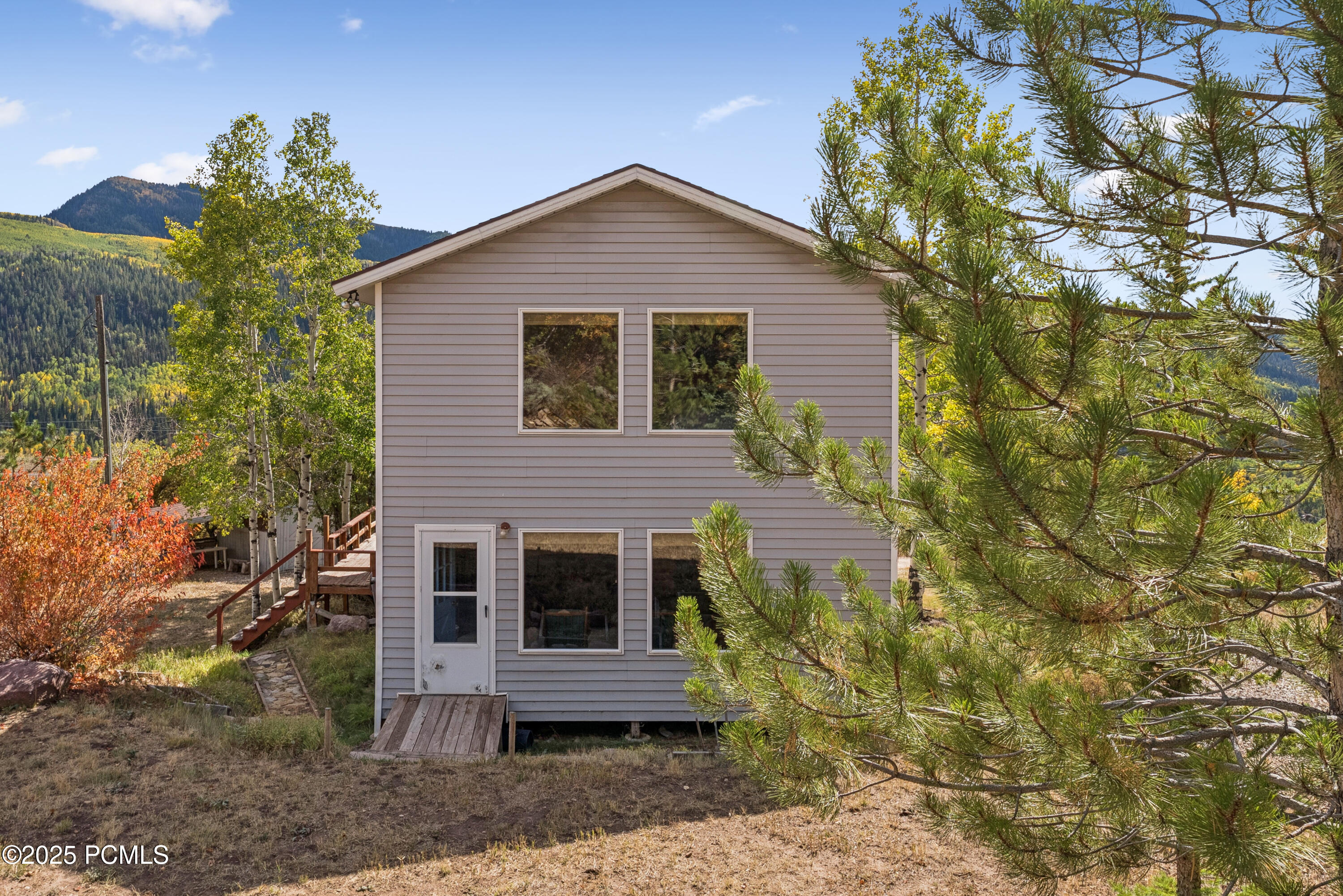6025 Hoback