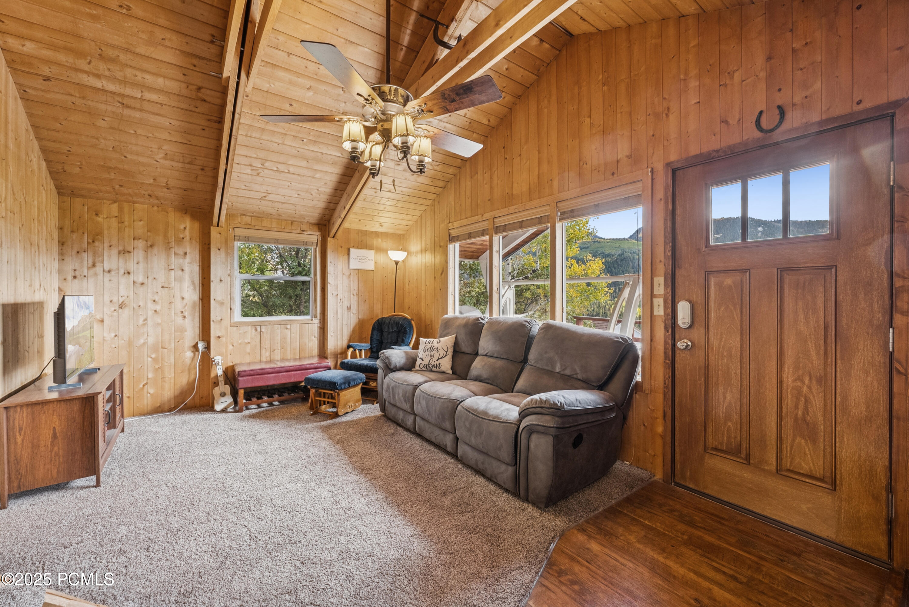 6025 Hoback