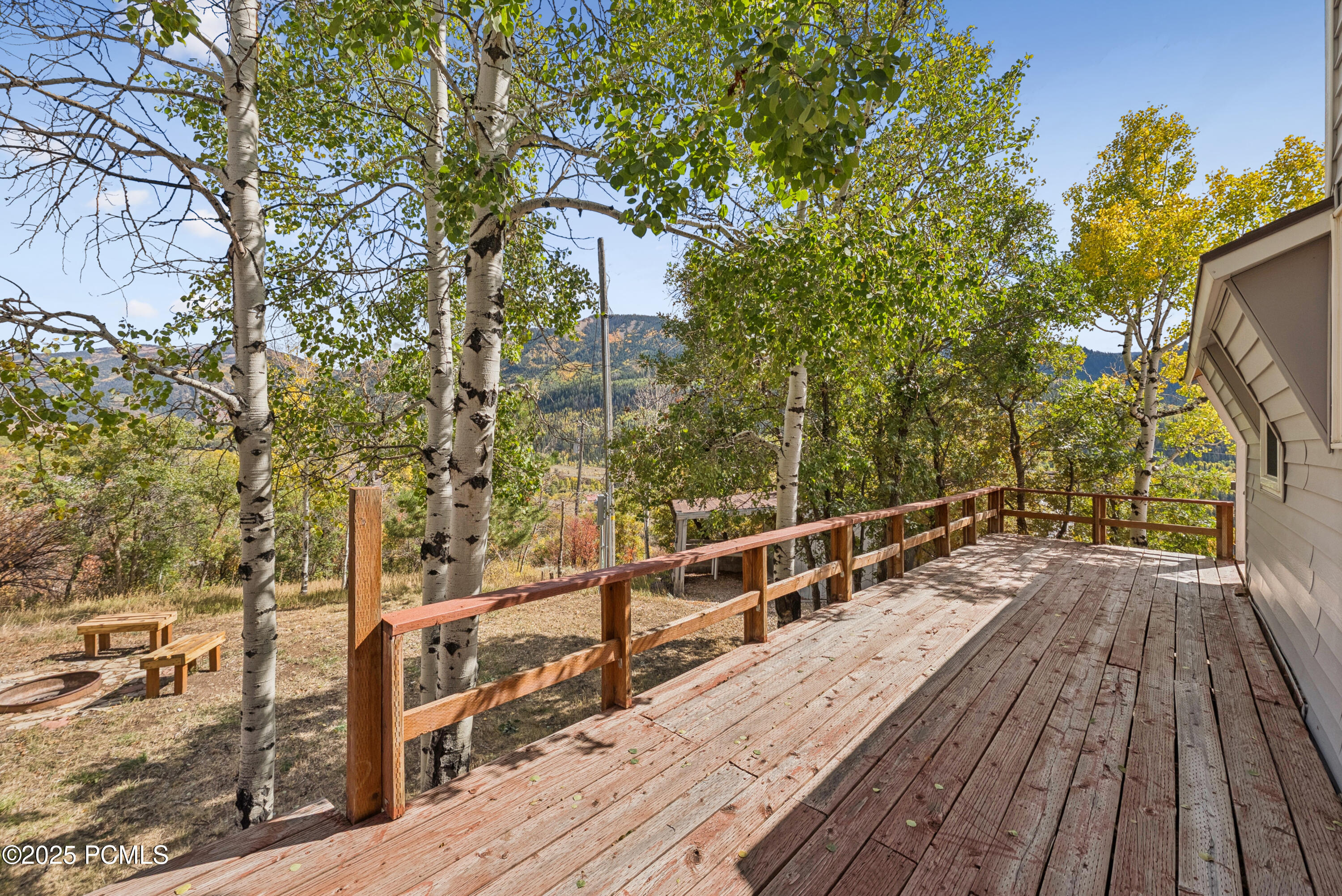 6025 Hoback
