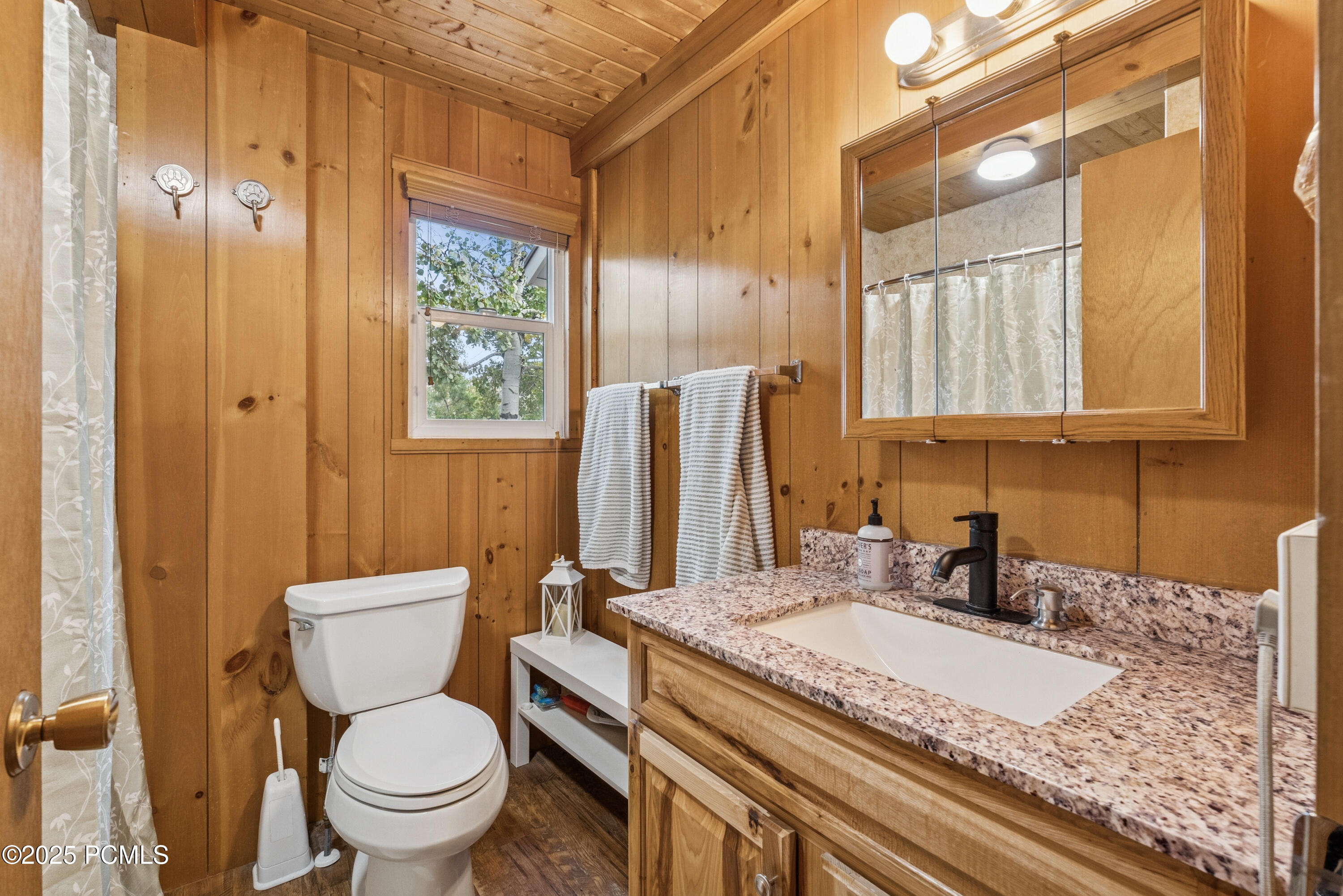 6025 Hoback