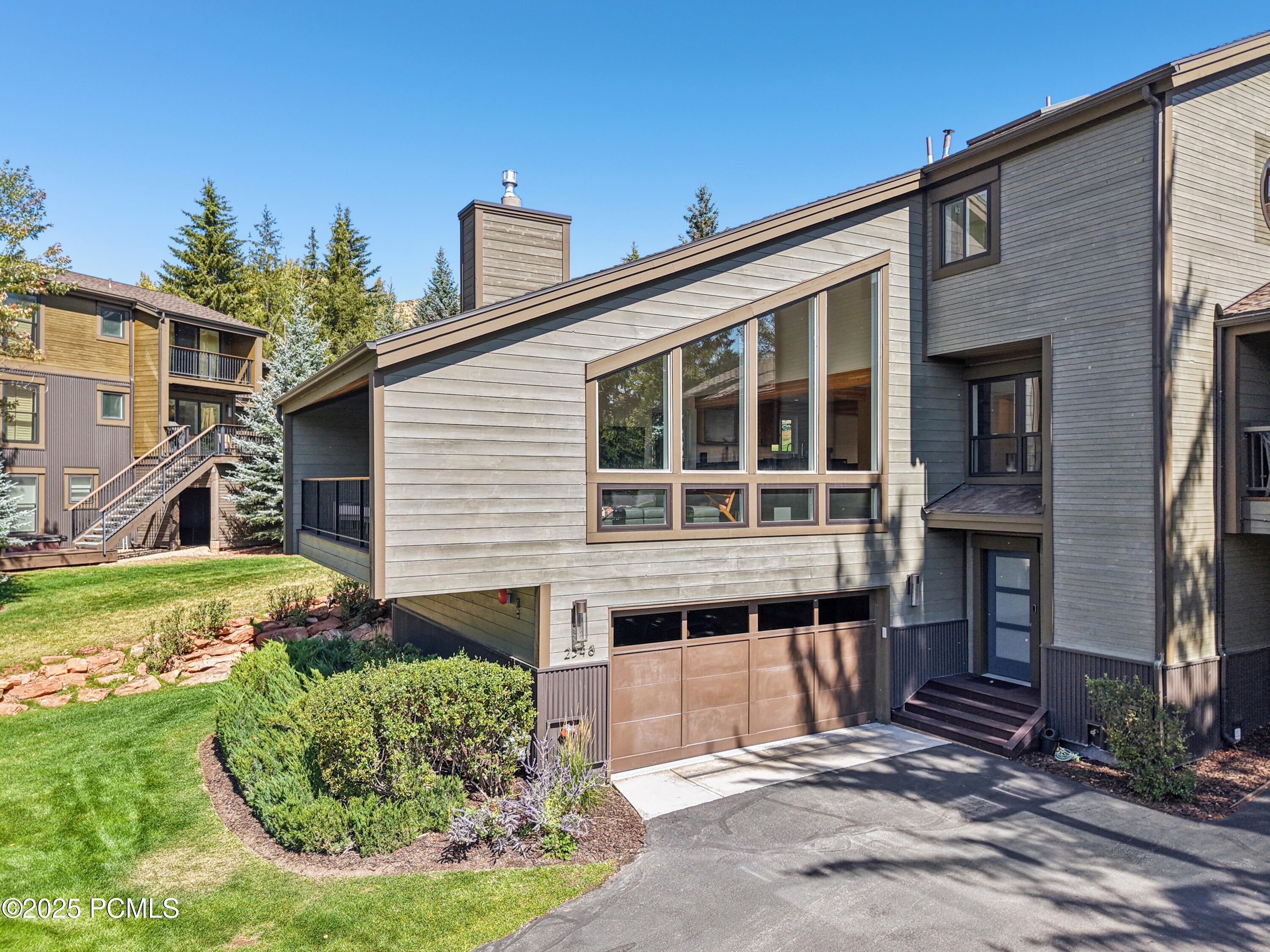 2548 Fairway Village Drive