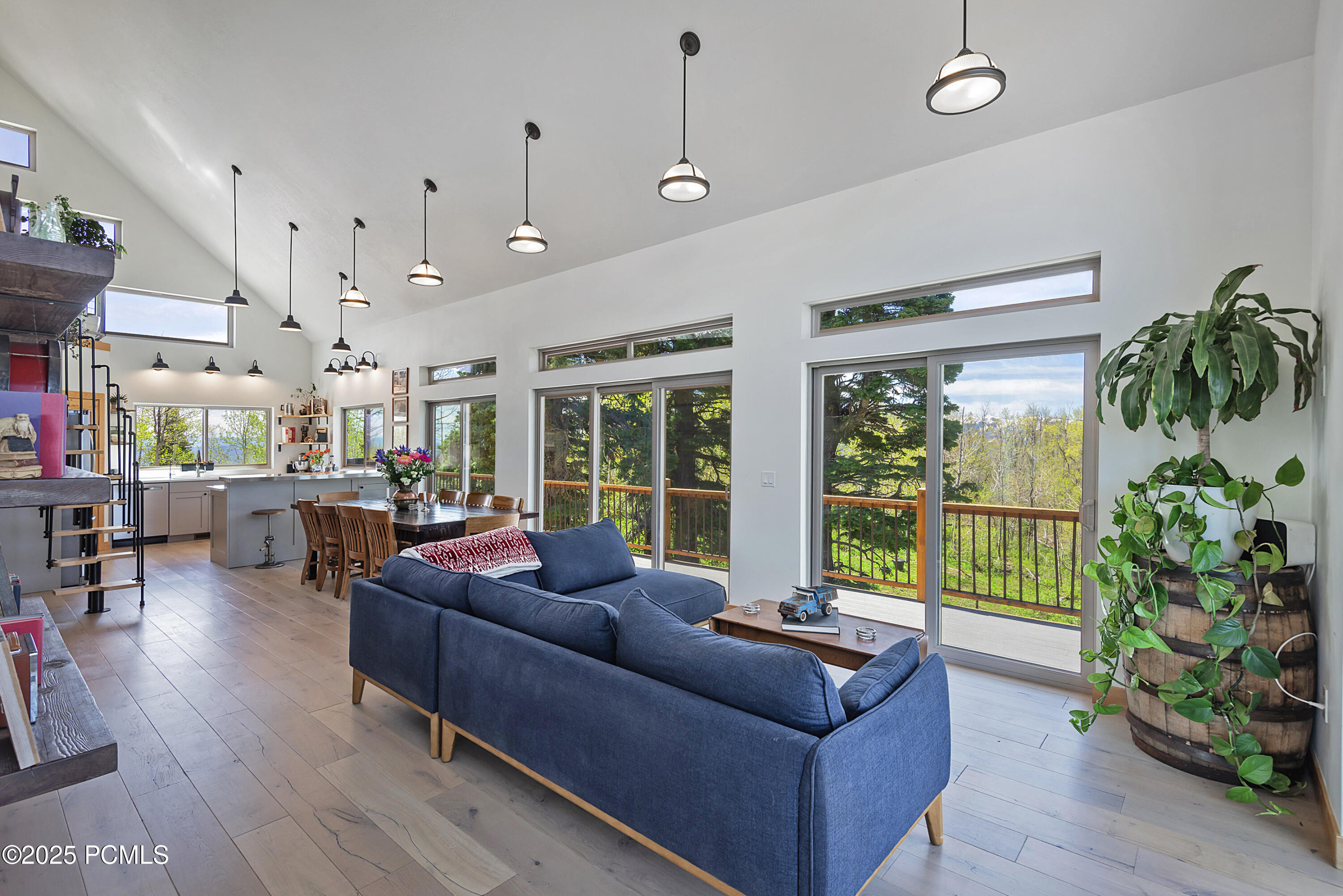 10941 N Hailes Loop Road