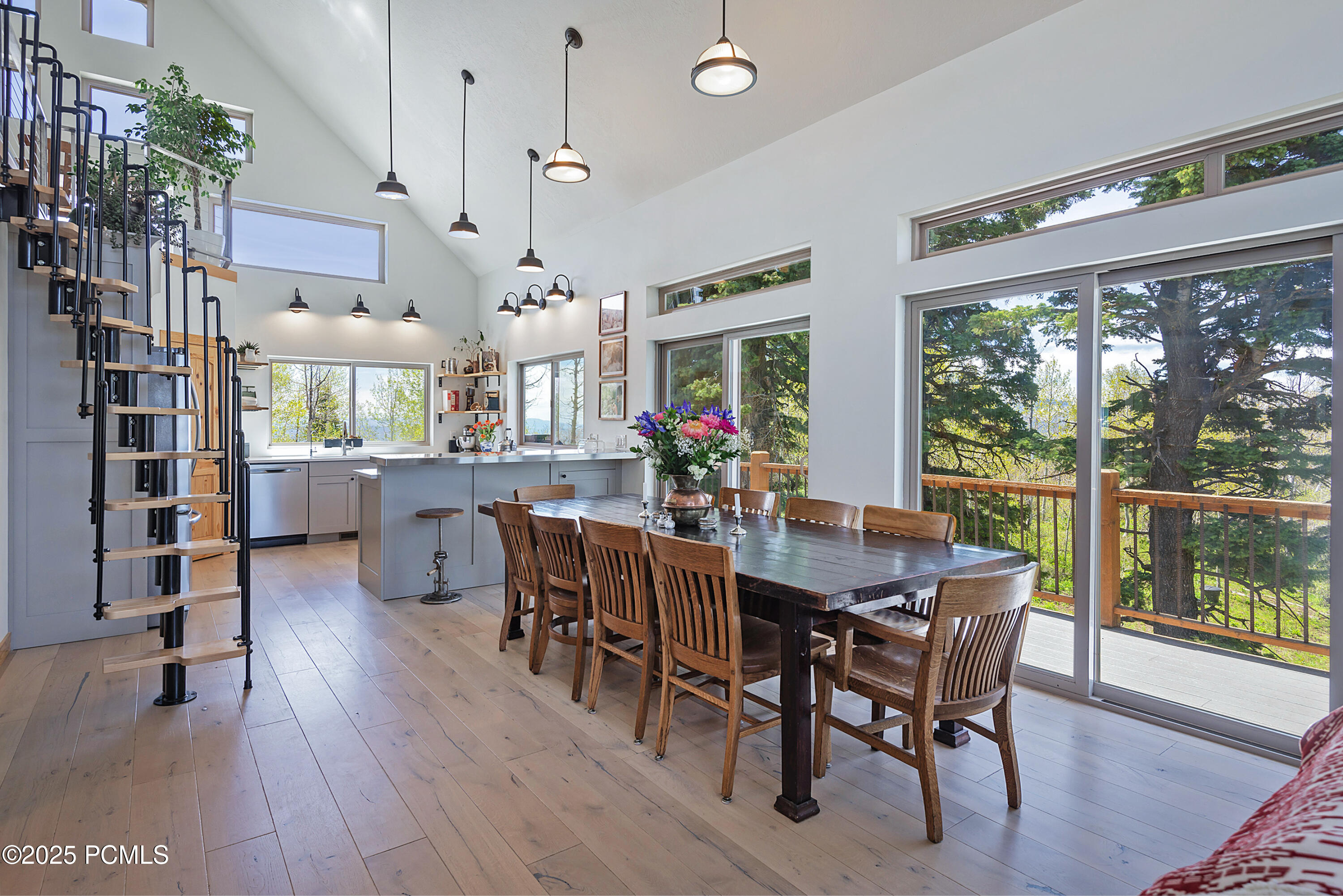 10941 N Hailes Loop Road