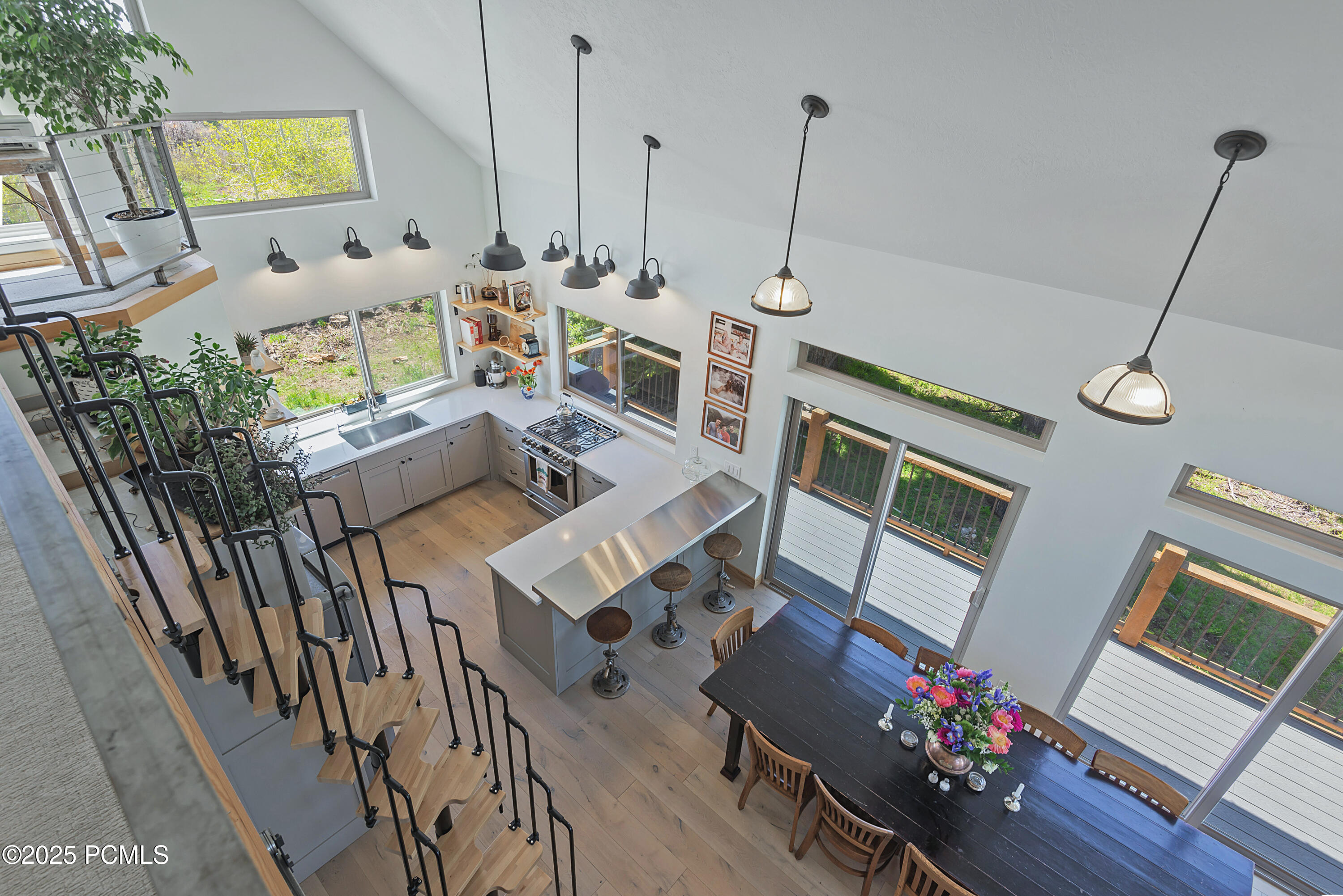 10941 N Hailes Loop Road