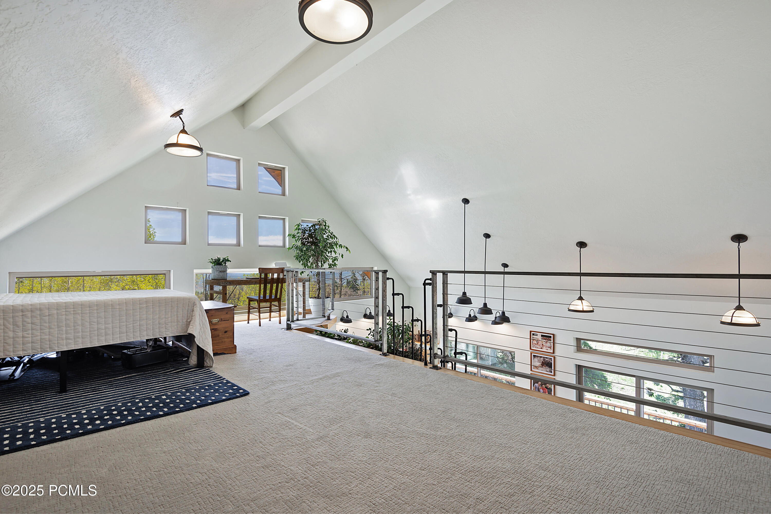 10941 N Hailes Loop Road