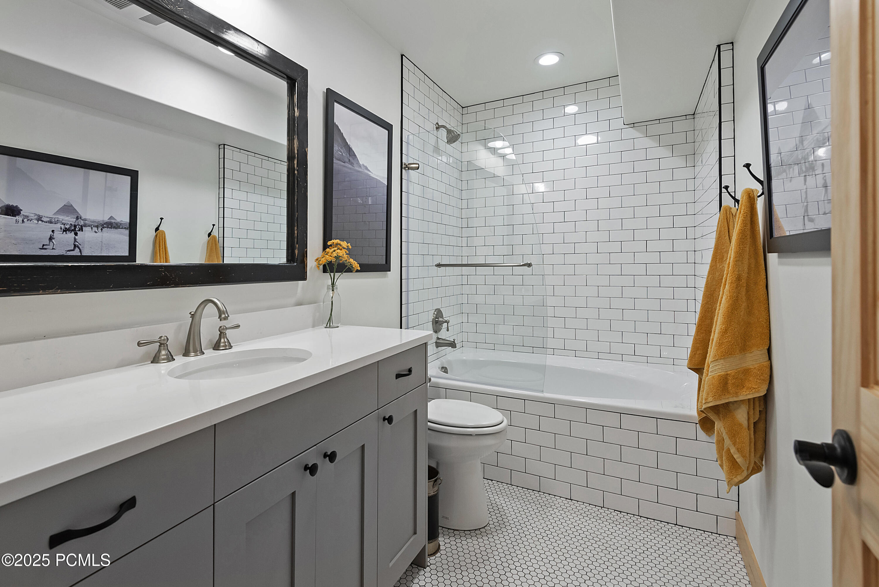 10941 N Hailes Loop Road