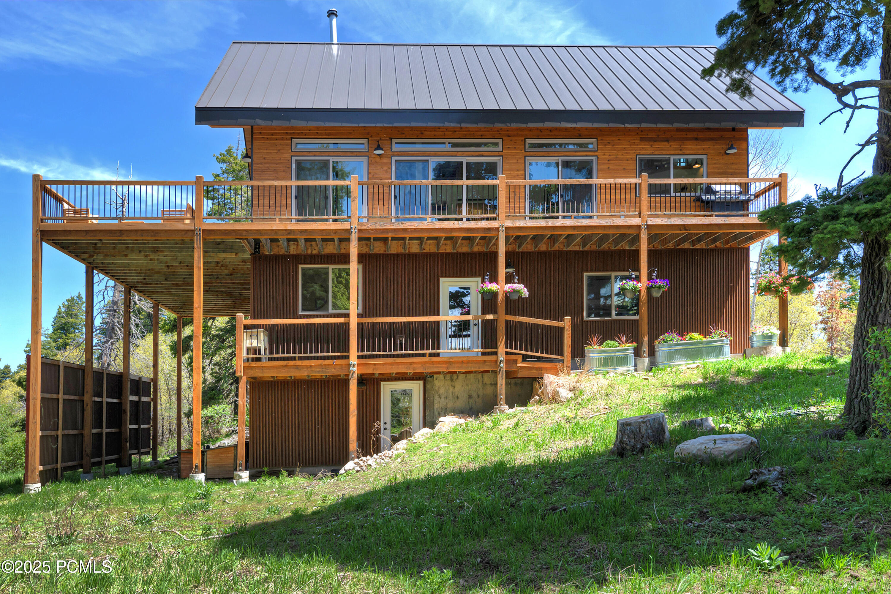 10941 N Hailes Loop Road