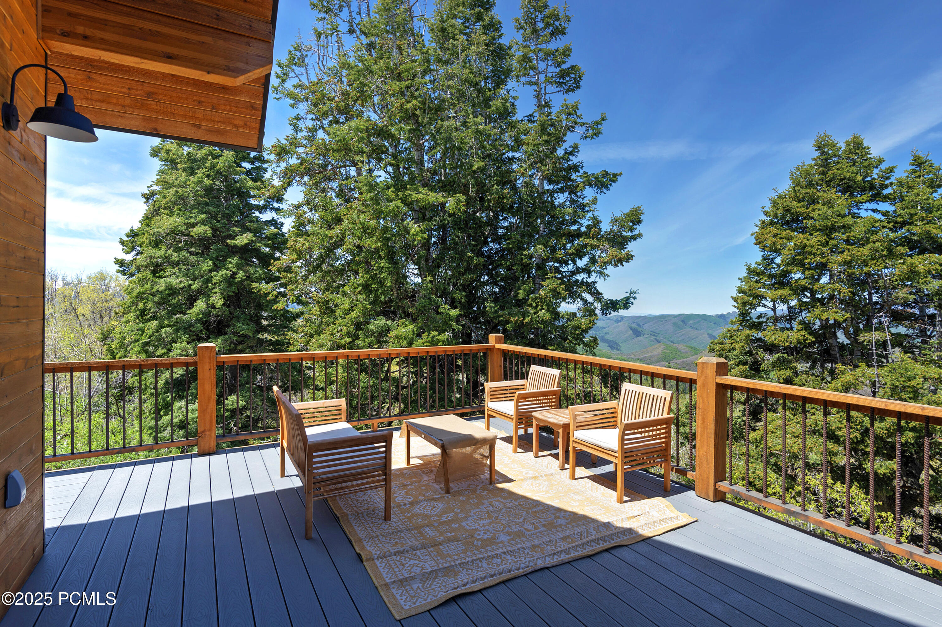 10941 N Hailes Loop Road