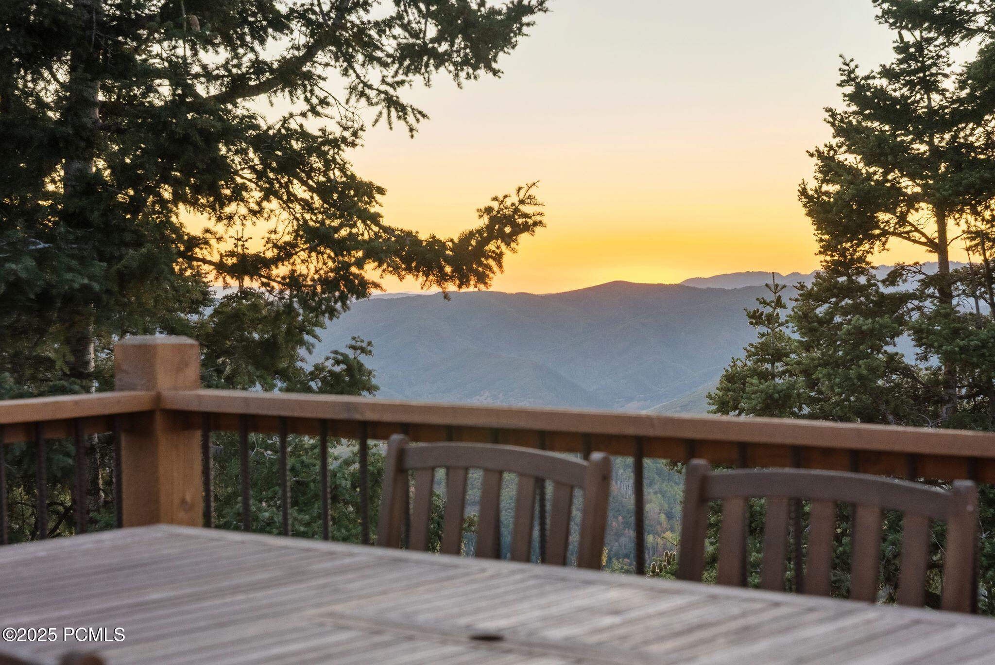 10941 N Hailes Loop Road