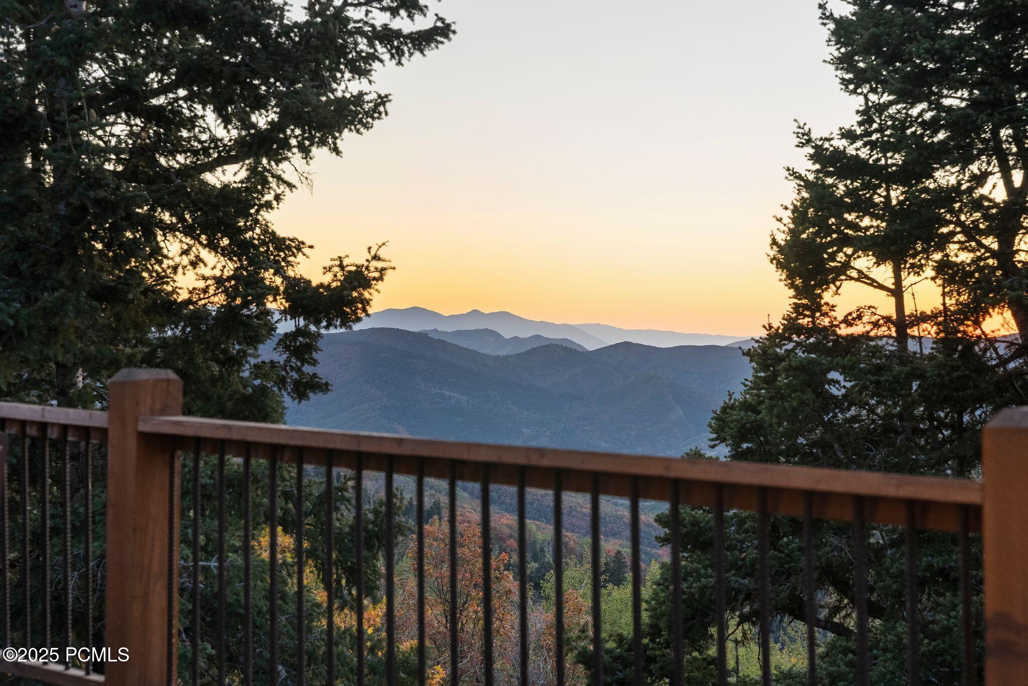 10941 N Hailes Loop Road