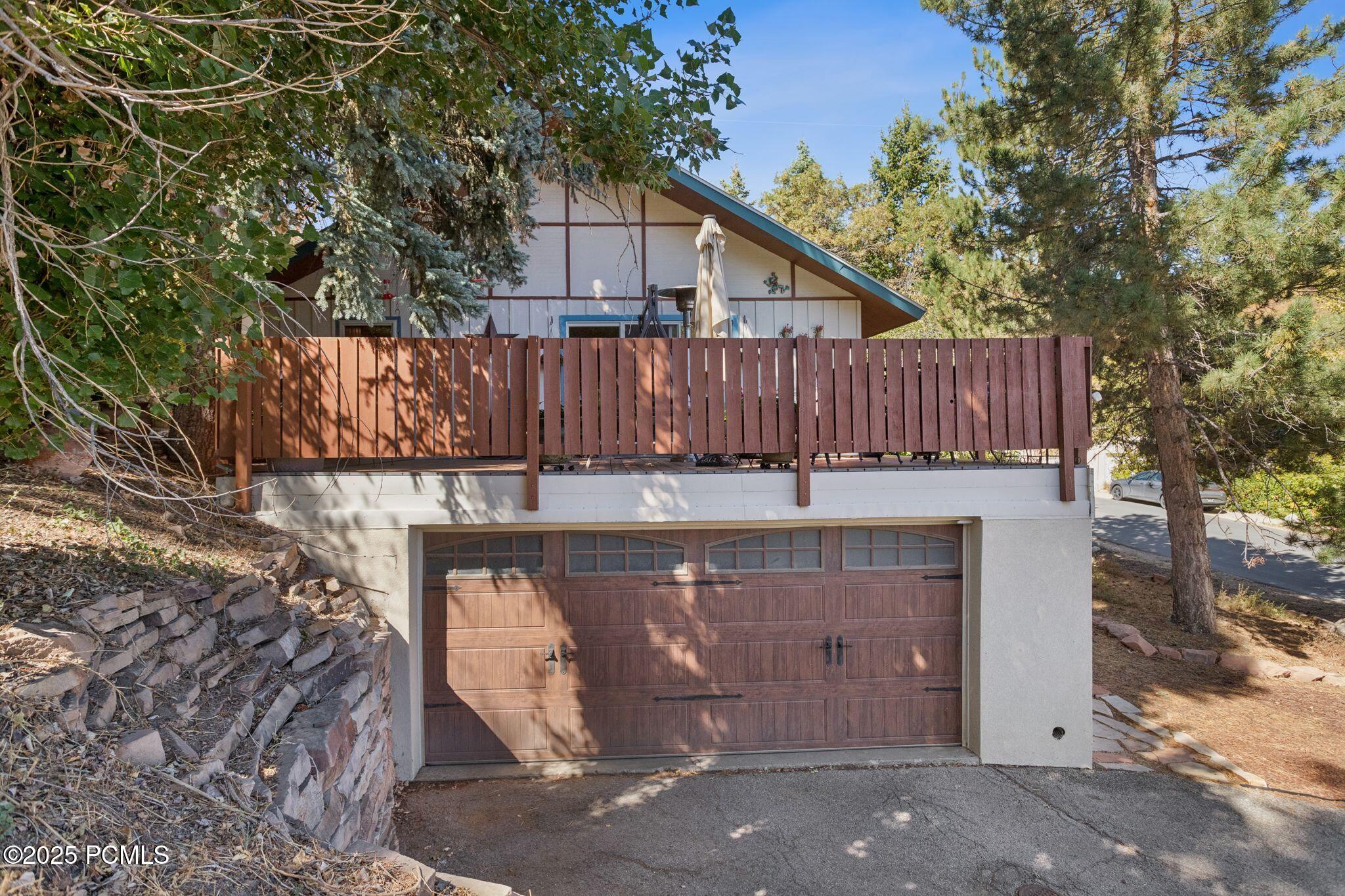 135 Crestview Drive
