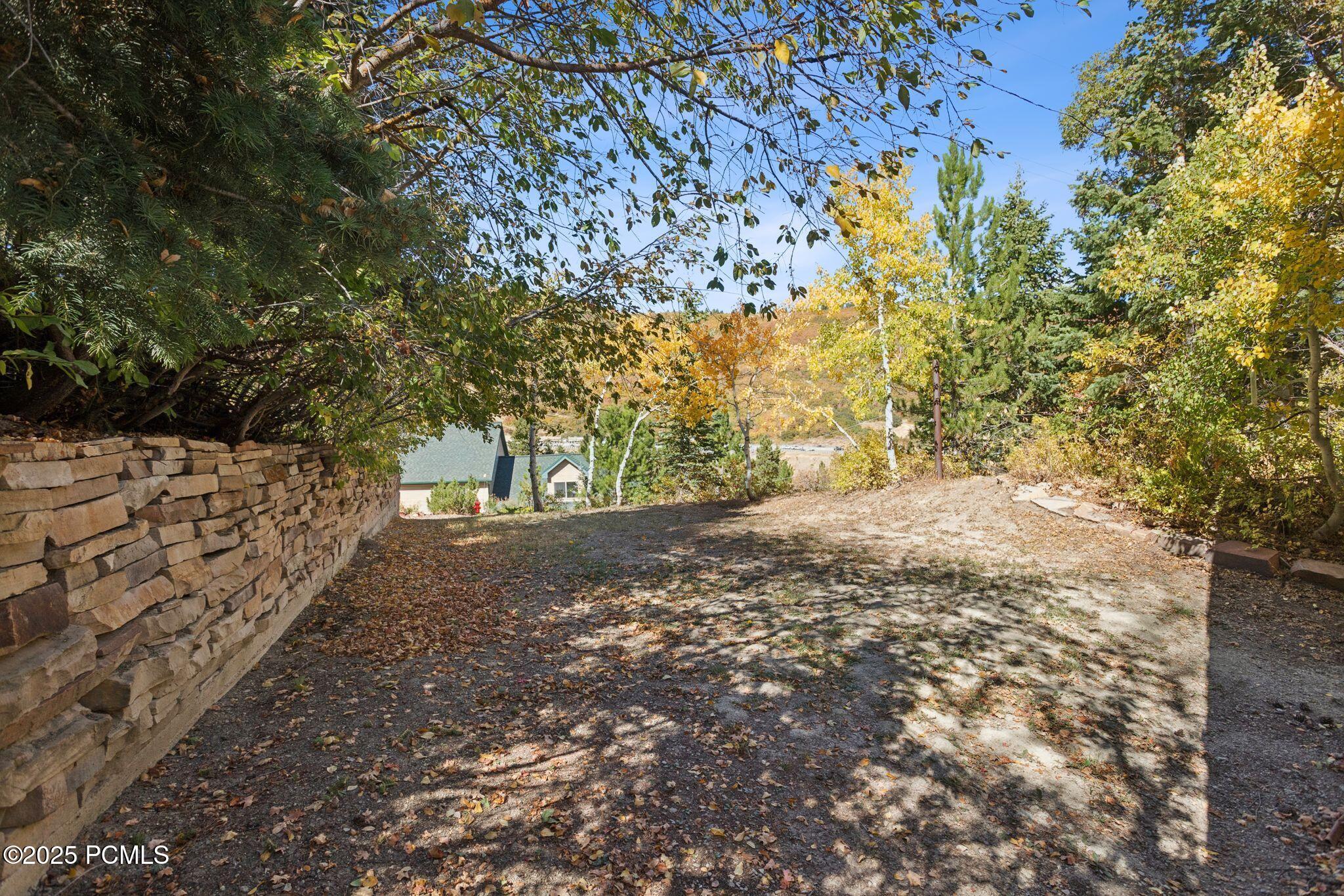 135 Crestview Drive