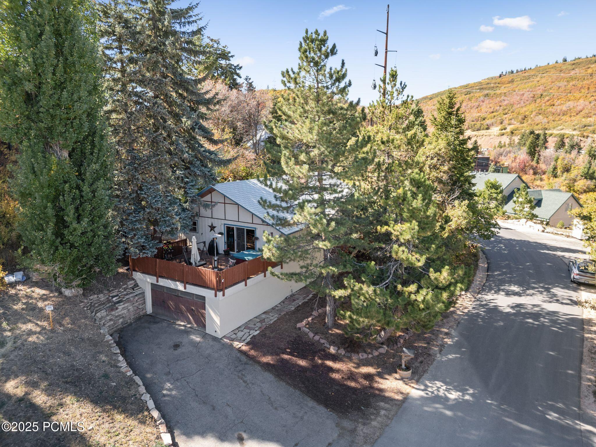 135 Crestview Drive