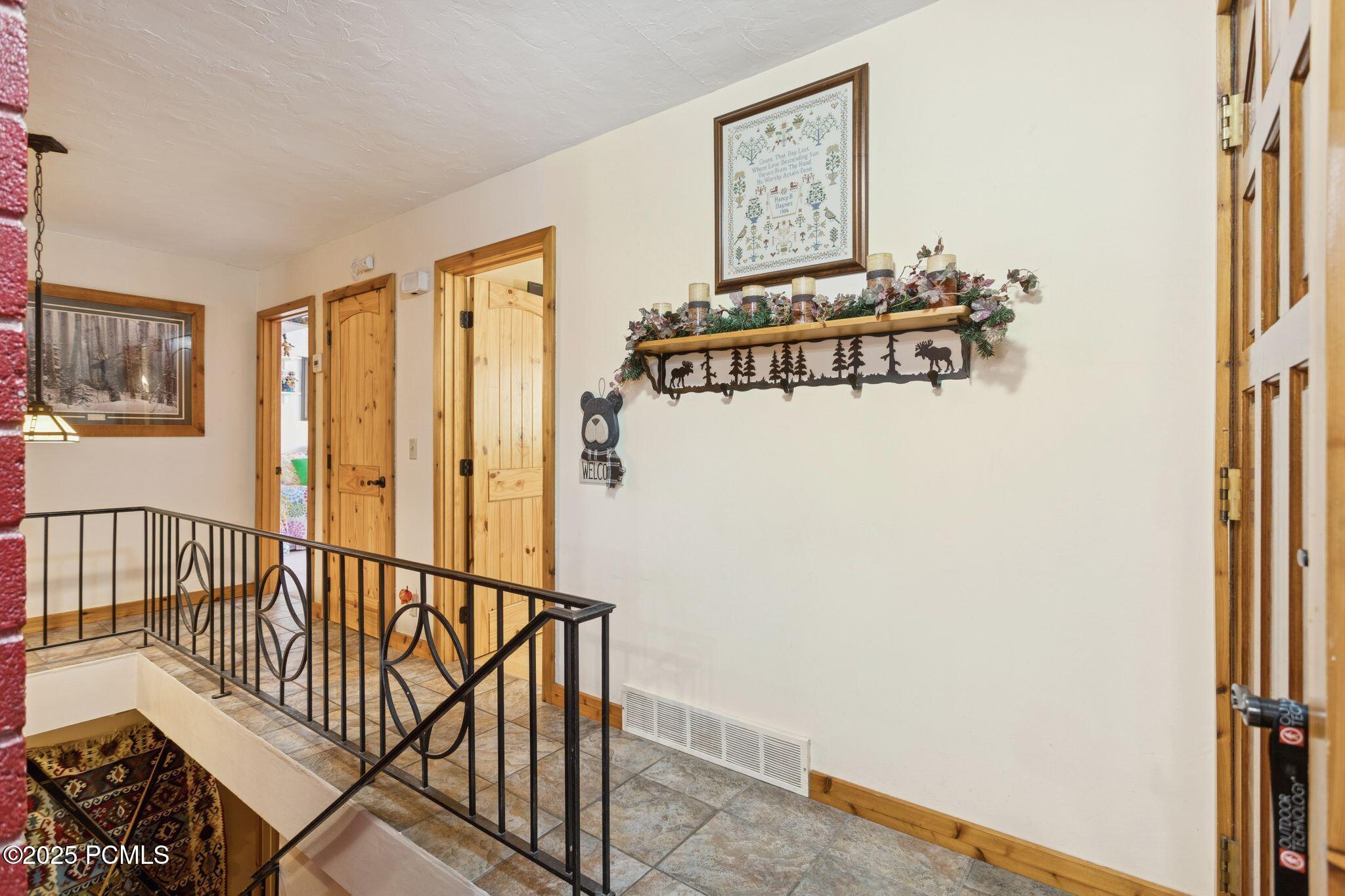 135 Crestview Drive