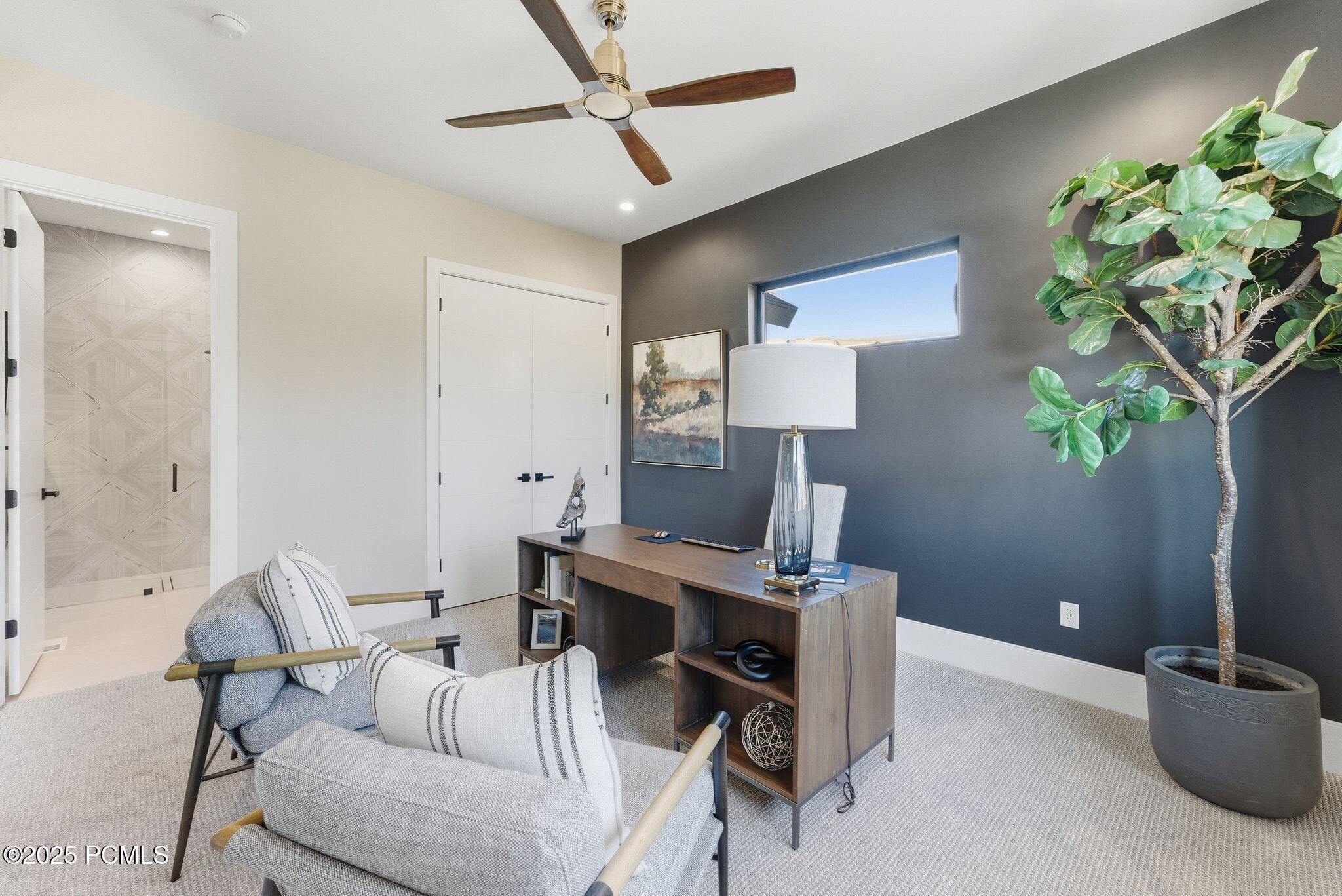 1385 E Lasso Trail