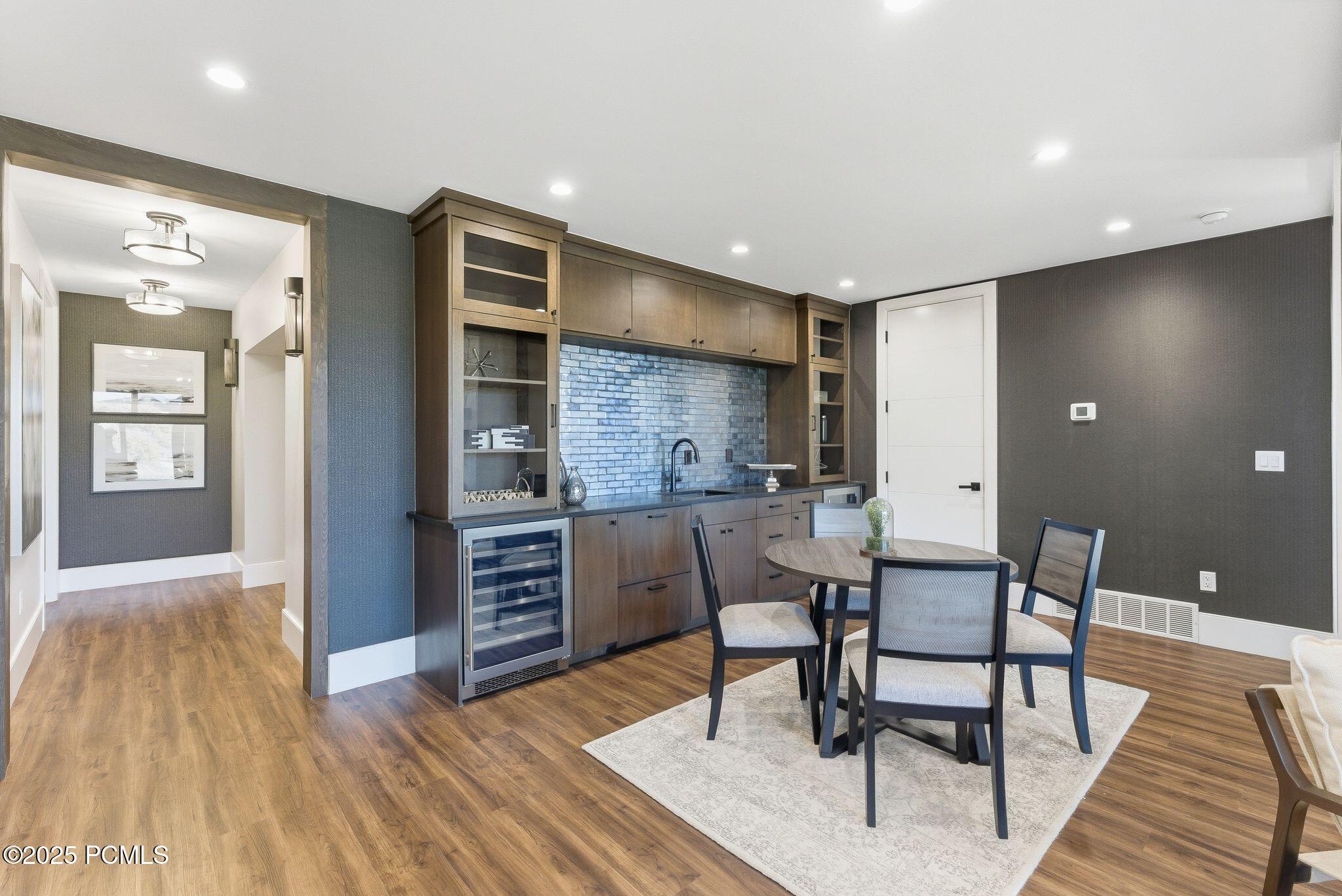 1385 E Lasso Trail