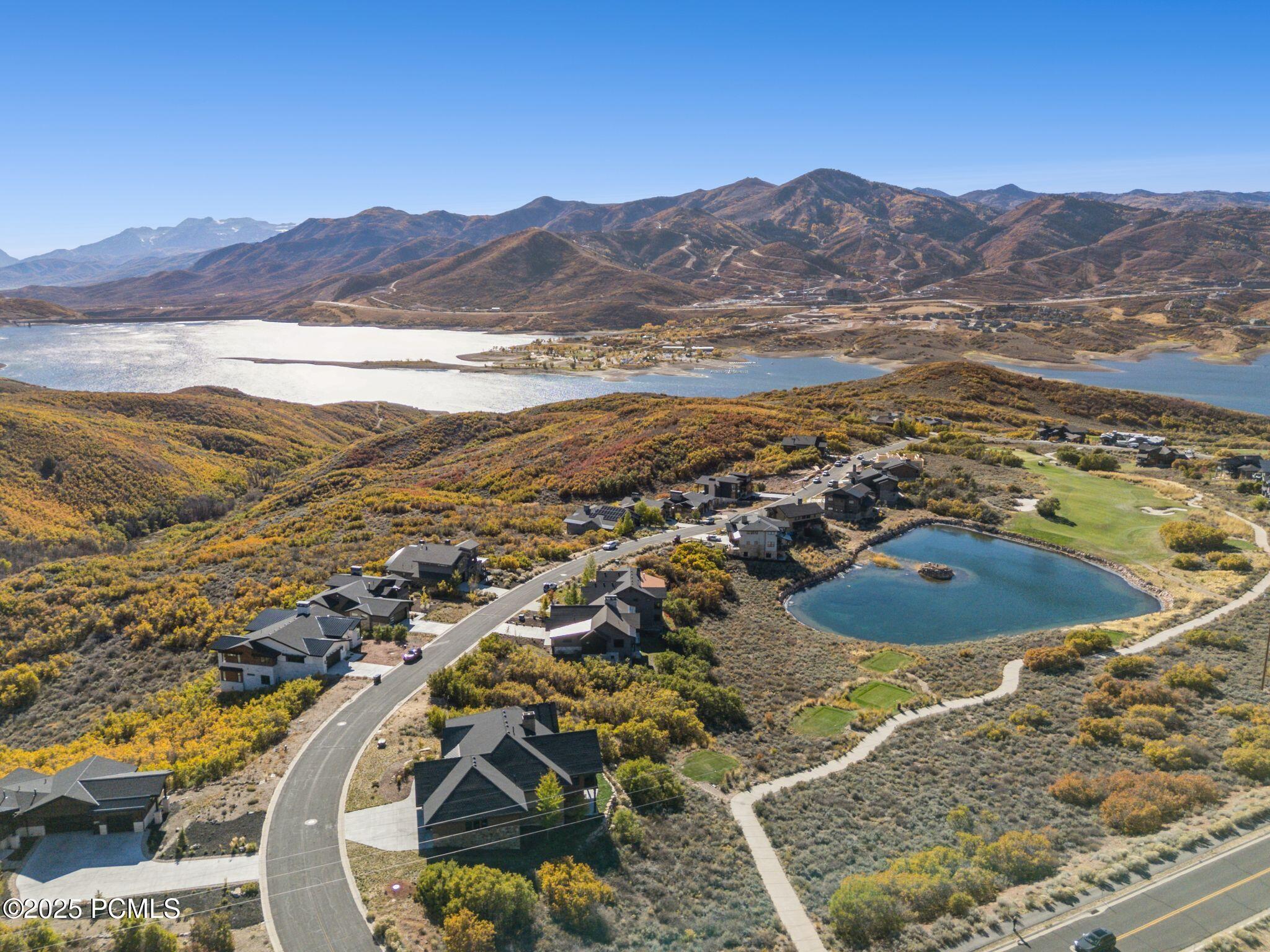 1385 E Lasso Trail