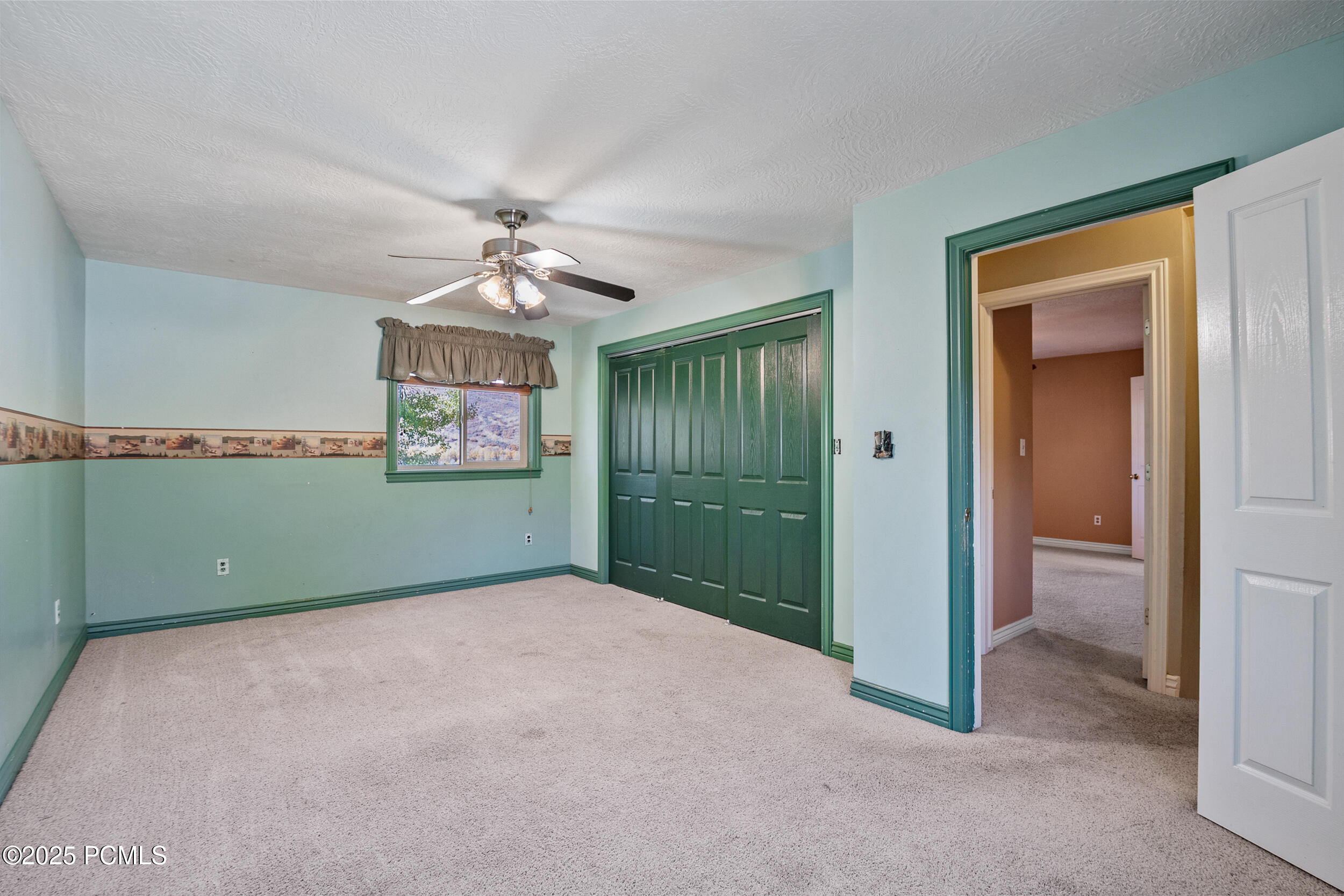 5661 N State Road 32, Peoa