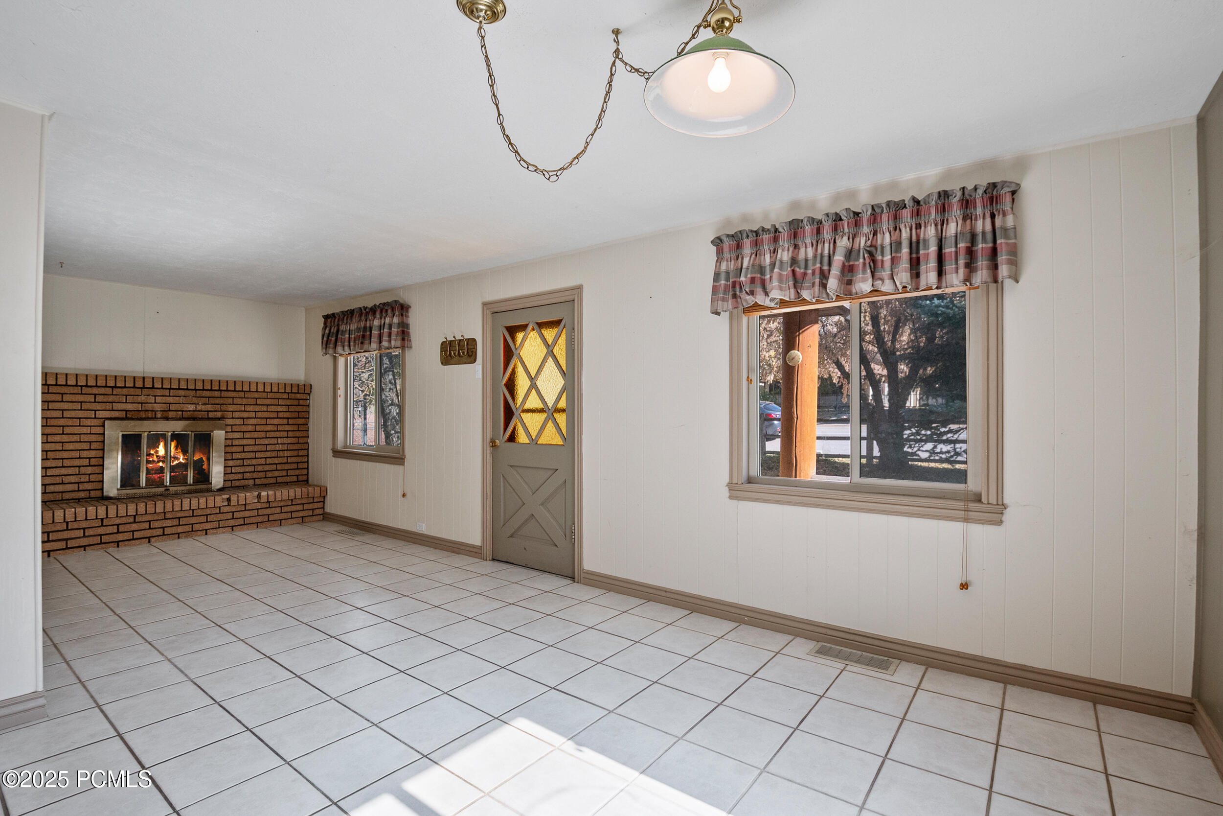 5661 N State Road 32, Peoa
