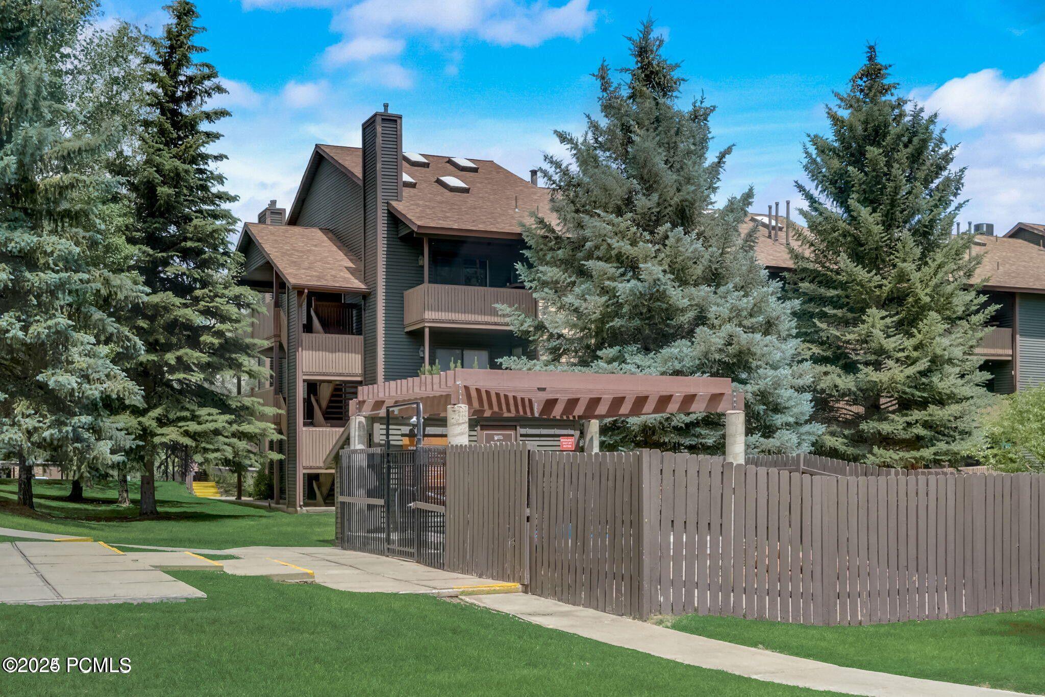 6861 N 2200 West, Apt 9w, Park City Unit: Apt 9w