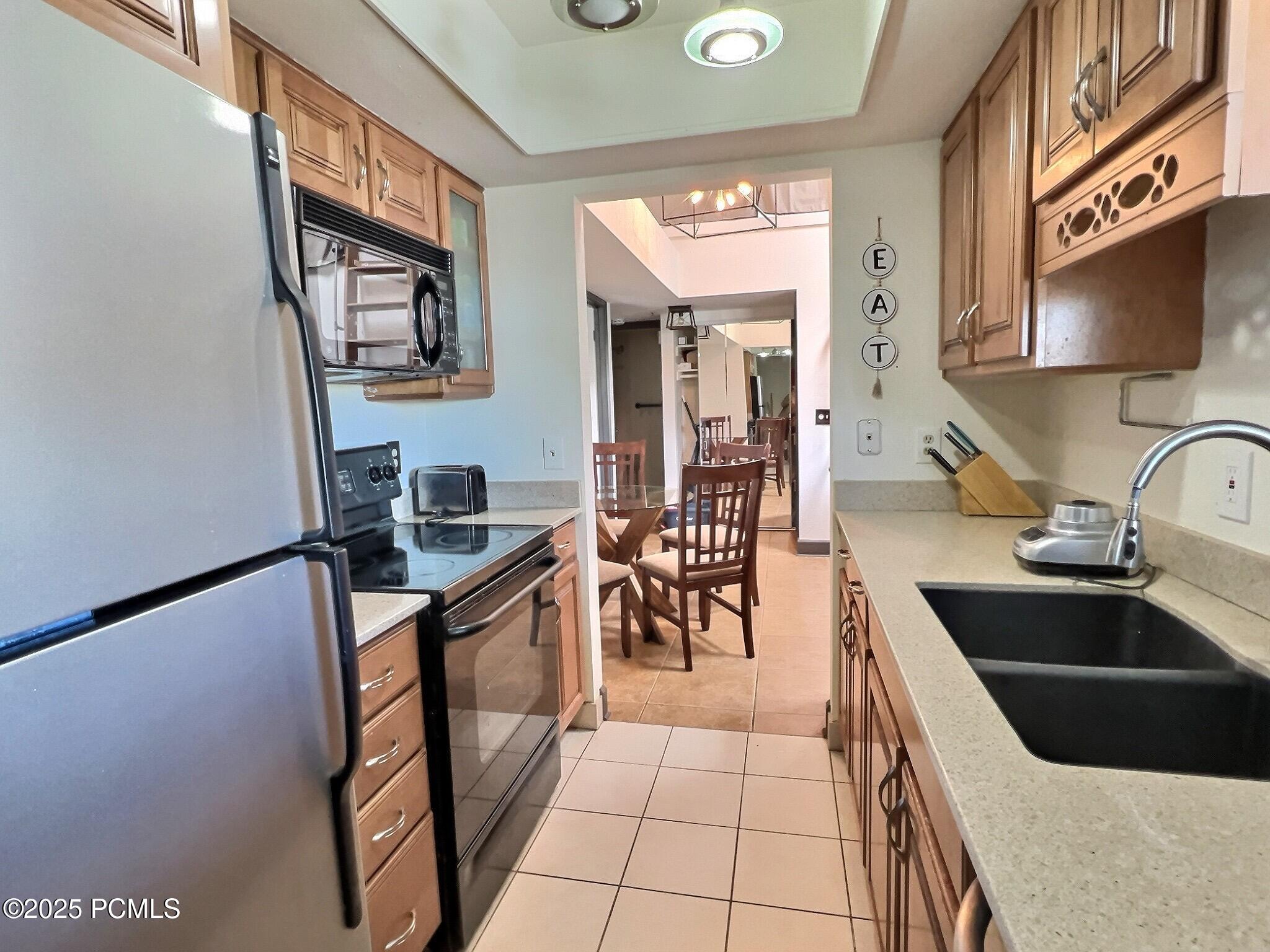 6861 N 2200 West, Apt 9w, Park City Unit: Apt 9w