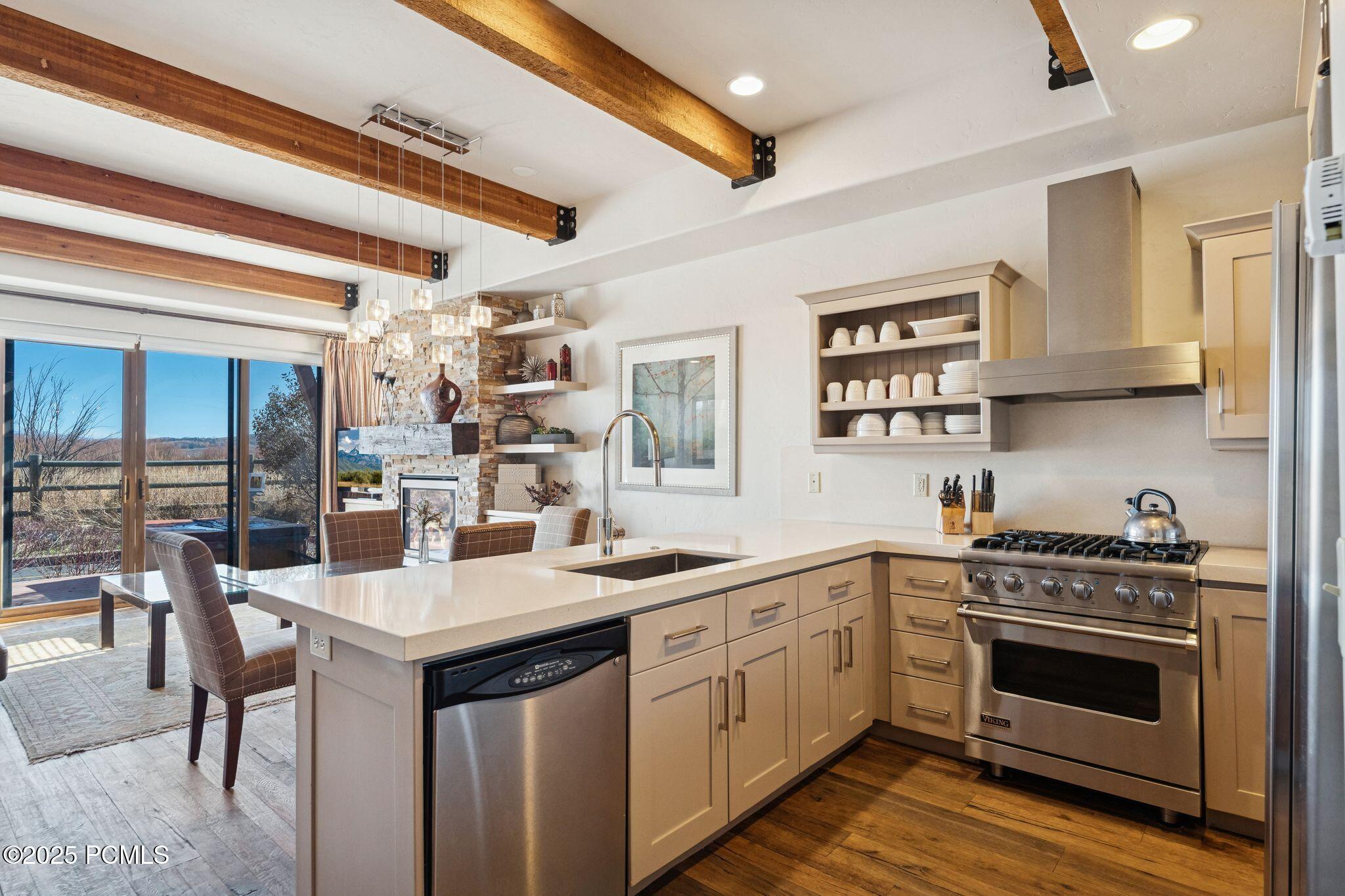 6056 S Park Lane, 59