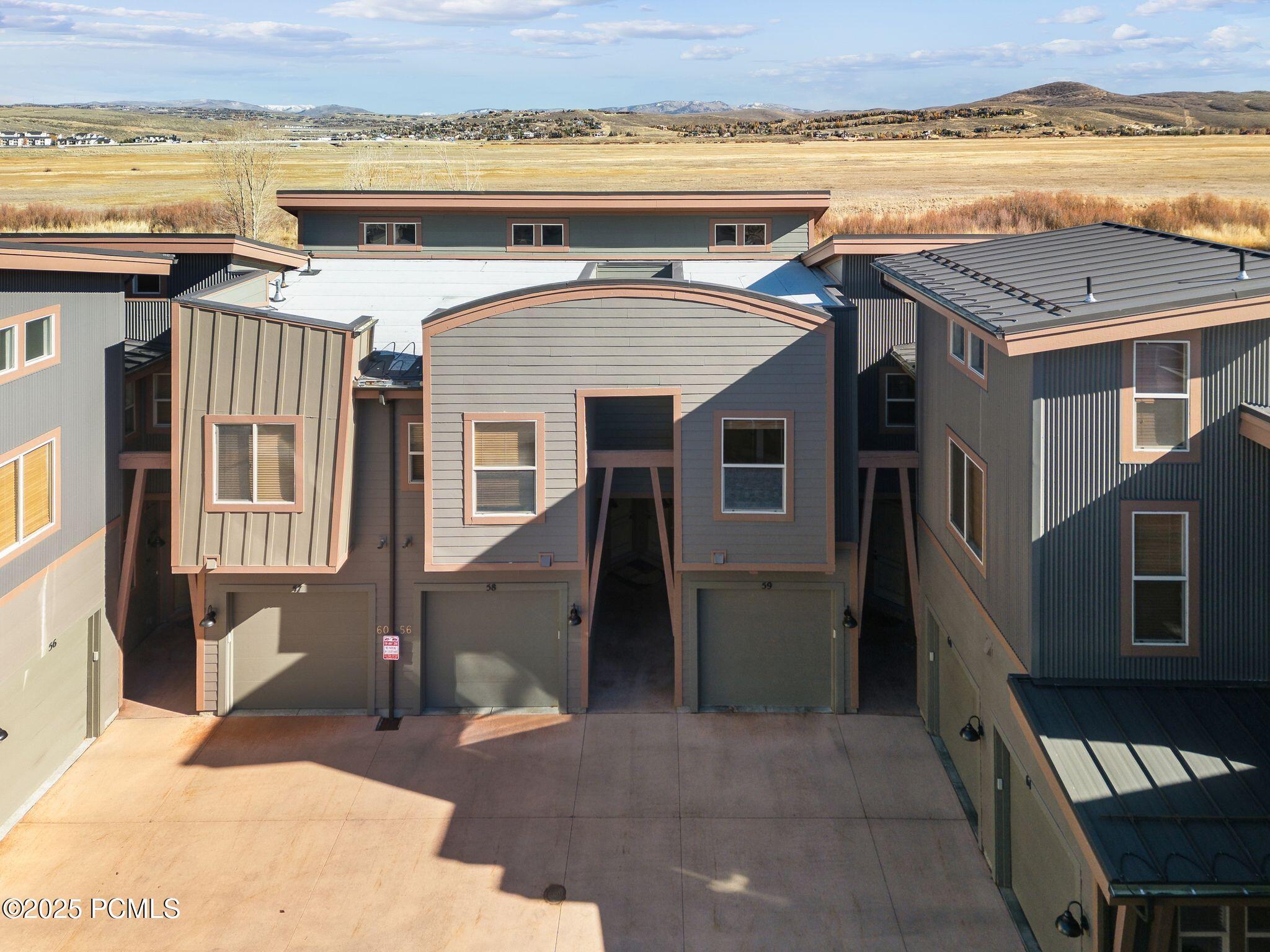 6056 S Park Lane, 59