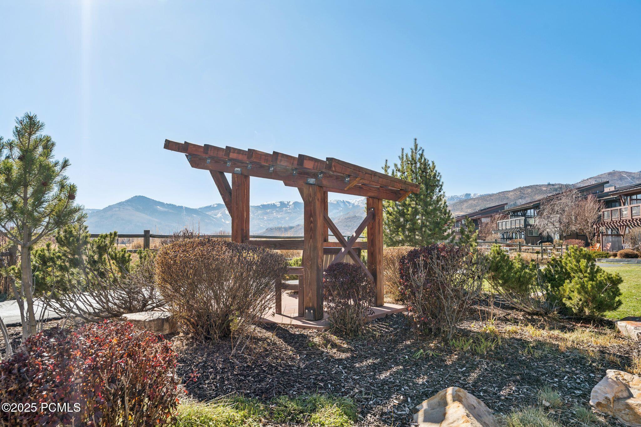 6056 S Park Lane, 59